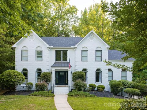Photo of 1617 Home Place, Matthews, NC 28105 (MLS # 4384540)