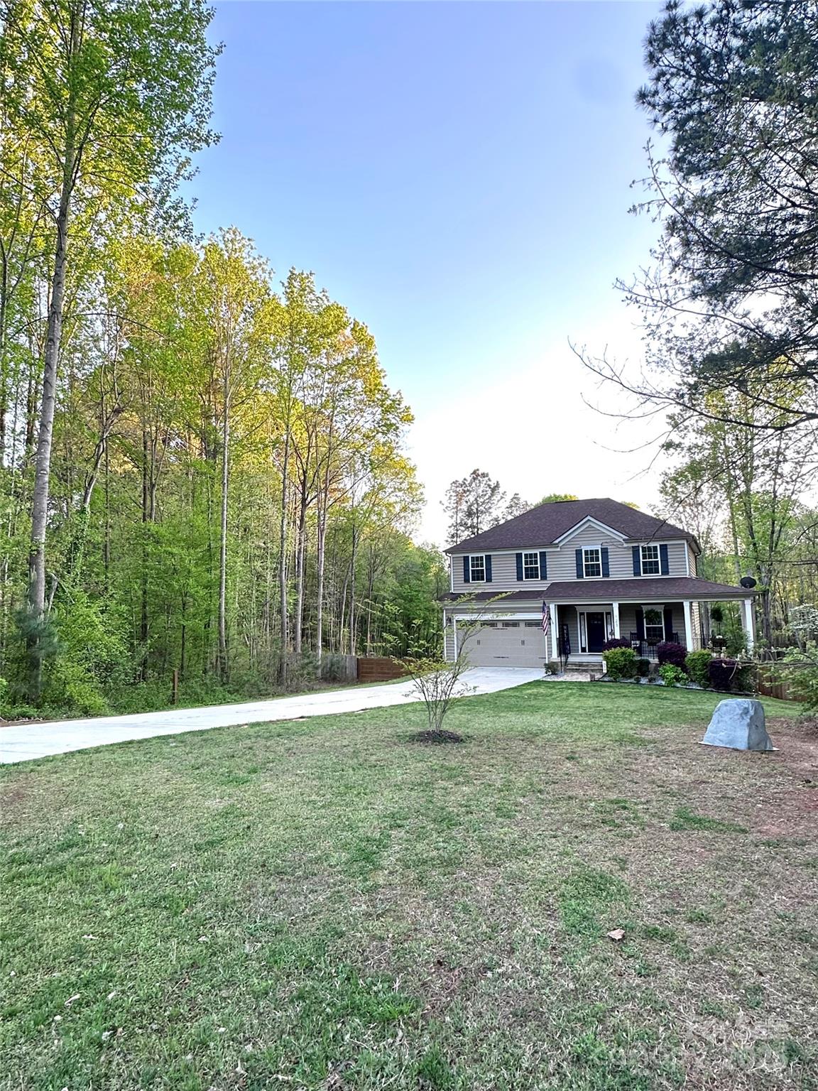123 Kingfisher Drive