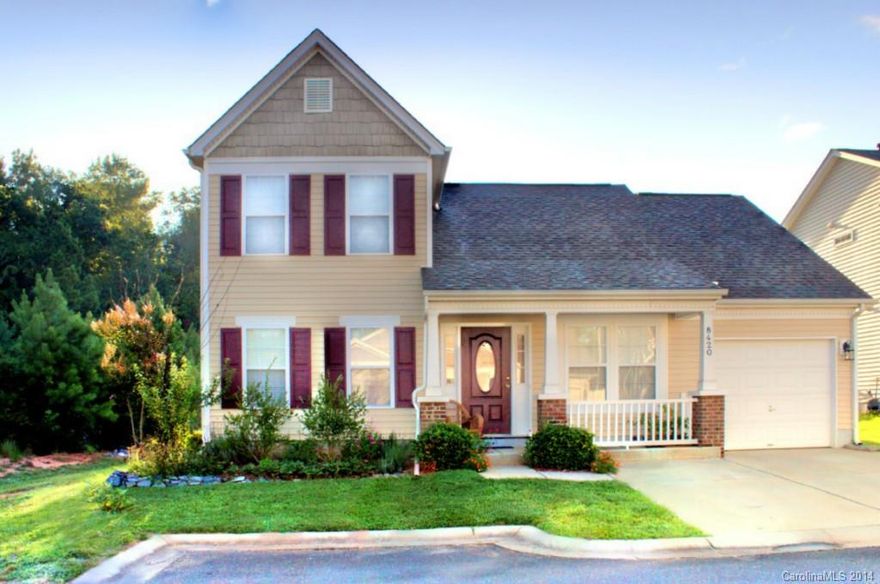 A TREASURE!  Immaculate Home, Excellent Condition being Offered by Original Owner!  Entire Home is Clean & Fresh! Corner Lot Location, End Unit!!  Bright, Open, Spacious!  Vaulted Ceiling in Great Room; Lovely Hardwood Floor in Foyer & Kitchen!  Master on Main w/ Large Master Bath & Walk-In Closet! Two Large Bedrooms on Upper Floor w/ Additional Full Bath!  Quiet Neighborhood w/ Great Neighbors & Great Schools!  Lovely Pool, Clubhouse, Gym!  Minutes from Ballantyne & Charlotte!  Low SC Taxes :)