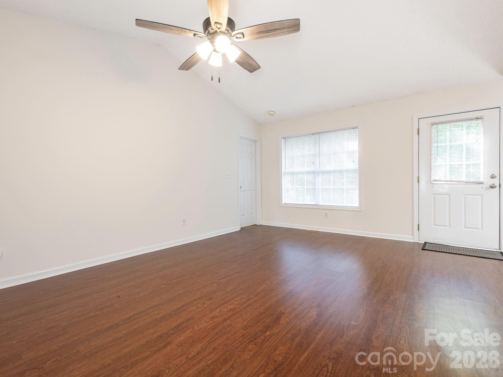 239 Candle Court NW