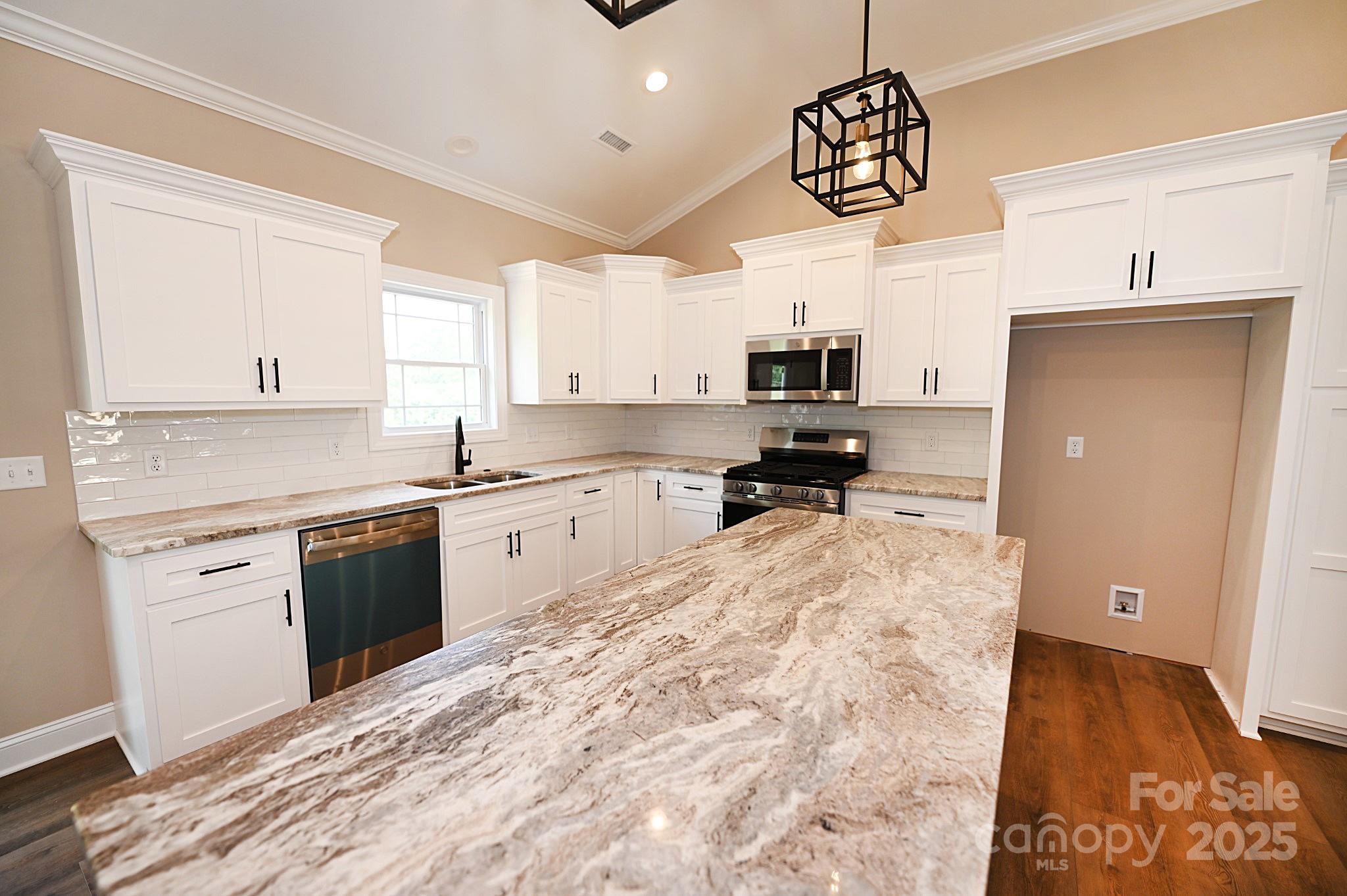 4940 Southview Drive