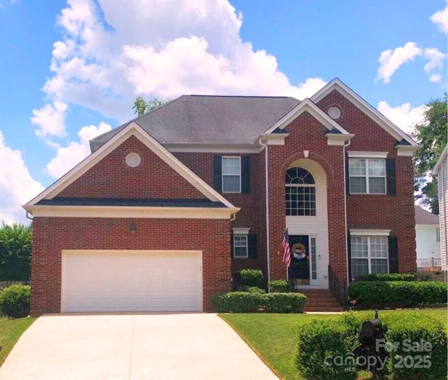 Move-in ready home in desirable Ballantyne! This beautifully maintained brick-front home on a quiet cul-de-sac combines style, comfort, and convenience. The two-story entryway features crown molding and hardwood floors extending through the foyer, kitchen, breakfast area, and dining room. Fresh paint brightens the living room, breakfast nook, two bedrooms, and primary closet. The kitchen offers granite countertops, tile backsplash and ample storage, while 9' ceilings enhance the open main floor. Upstairs, the primary bedroom boasts a spacious ensuite and freshly painted walk-in closet. The home features 2" blinds throughout and the garage offers plenty of built-in shelving for storage needs. Outside, enjoy a freshly painted deck with a fenced backyard illuminated by market lights, plus full-yard irrigation. Top-rated Ballantyne schools and unbeatable proximity to grocery stores, dining, shopping, and the exciting new Bowl at Ballantyne. This home is a must-see!