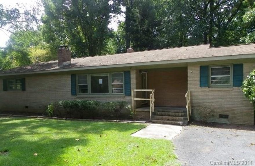 Nice ranch full brick home on a flat lot with a detached garage. Close to shopping & restaurants. This is a Fannie Mae HomePath property.