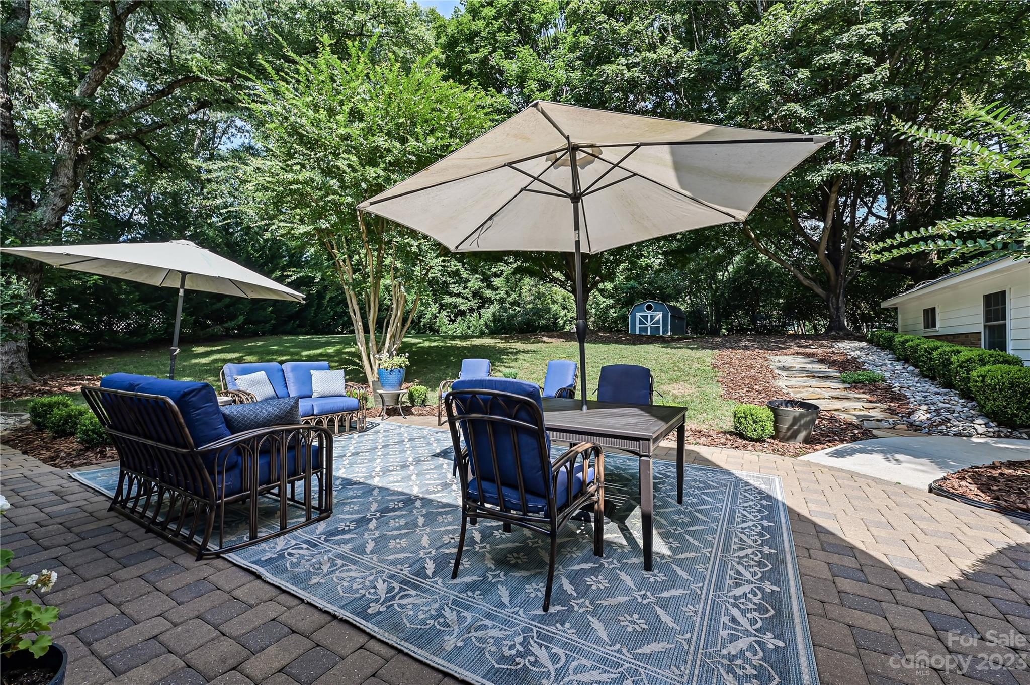 SARDIS WOODS - Residential