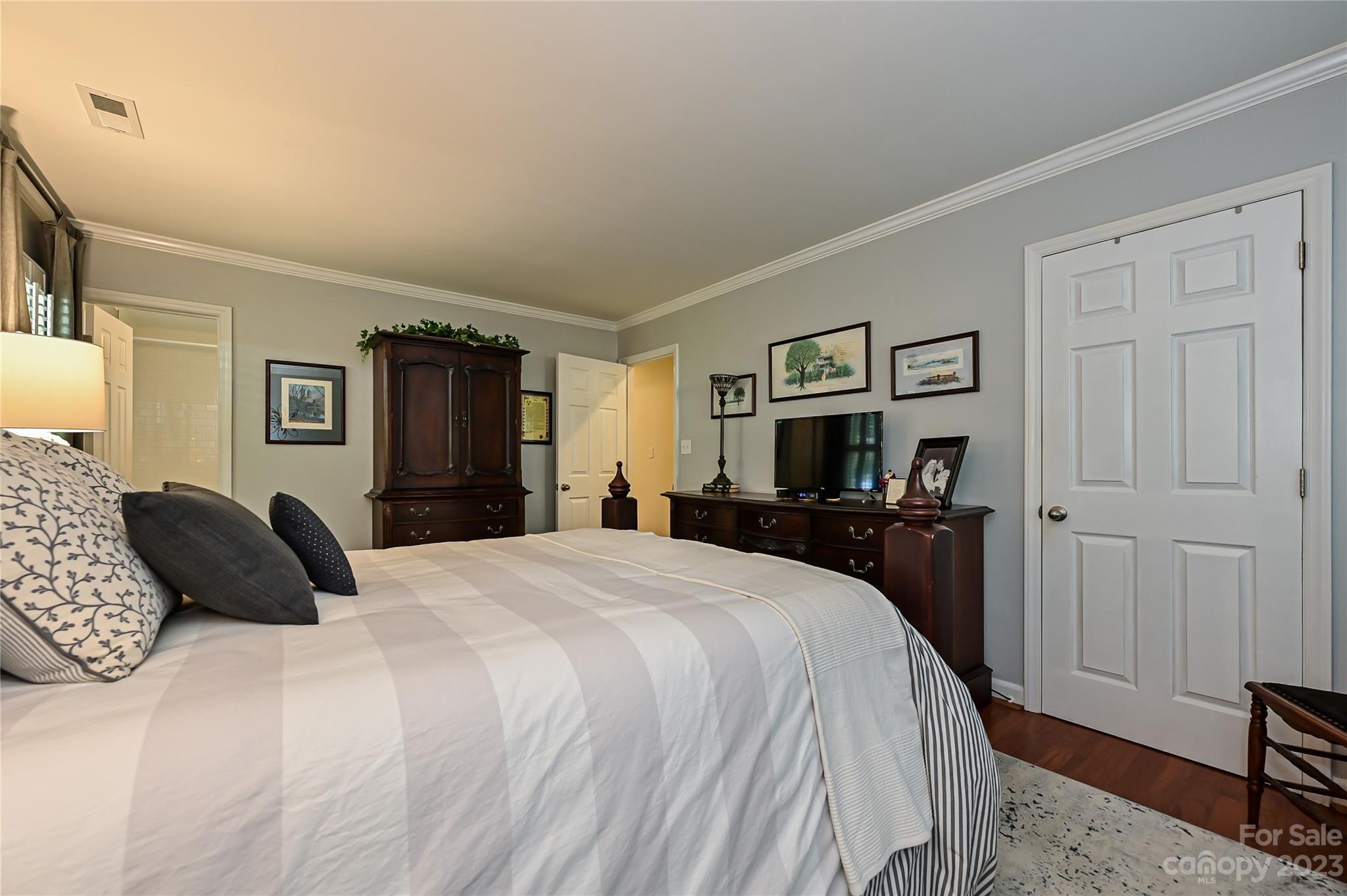 SARDIS WOODS - Residential