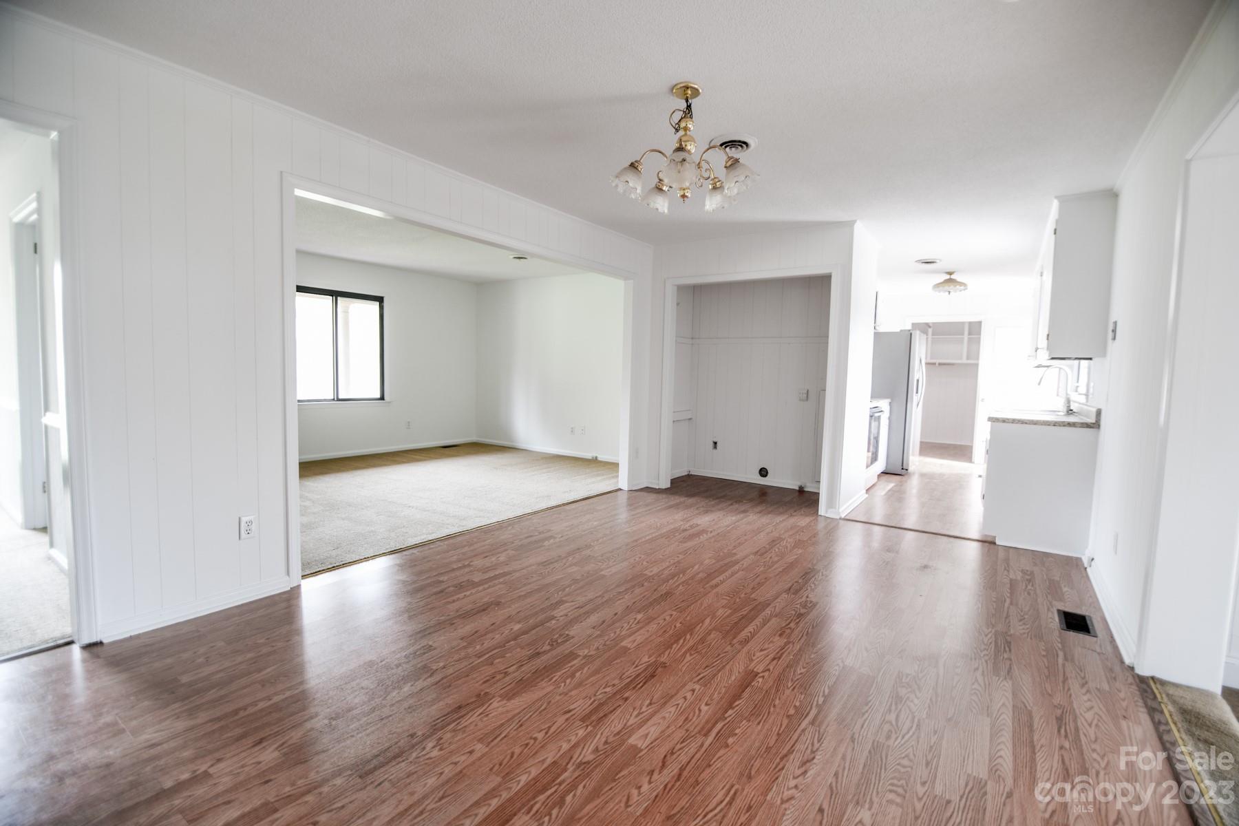 Southern Terrace - Residential