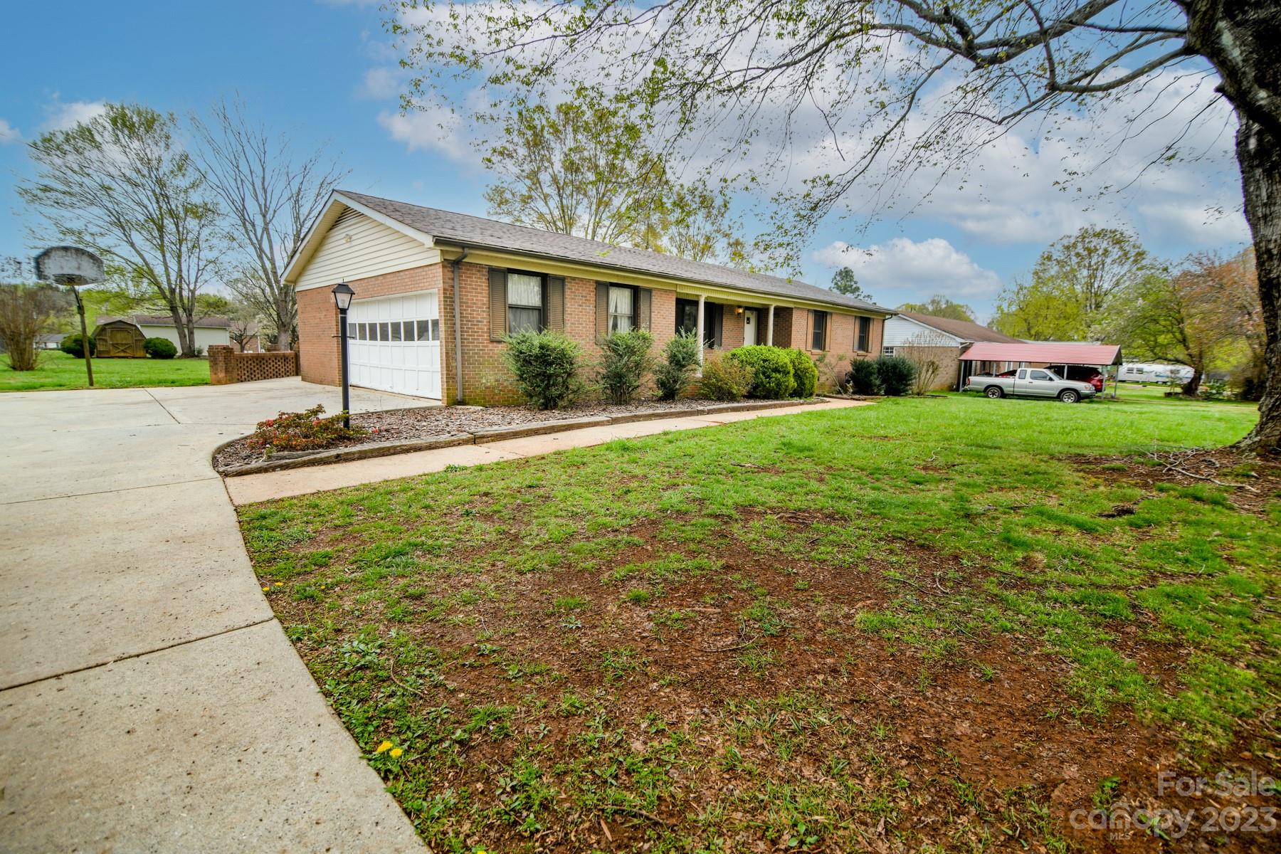 Southern Terrace - Residential