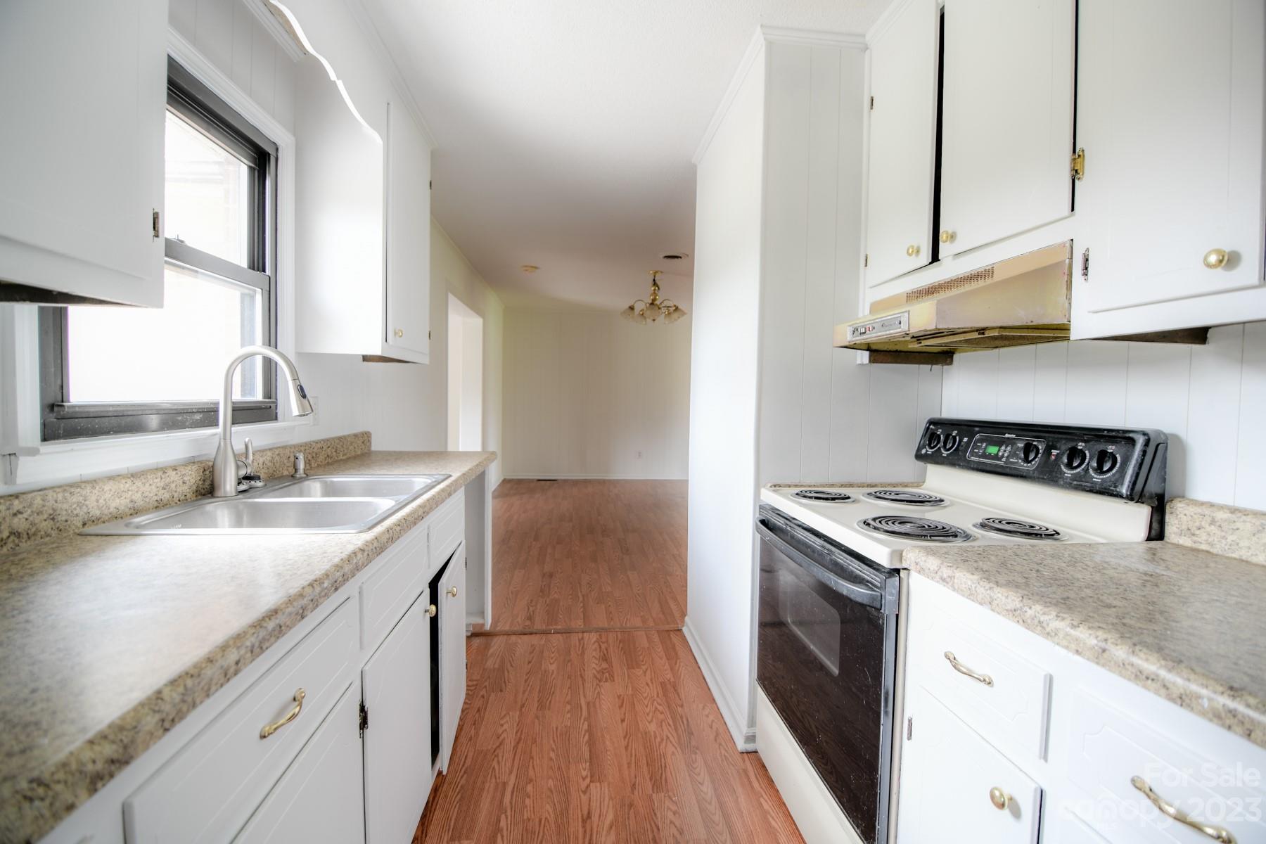Southern Terrace - Residential
