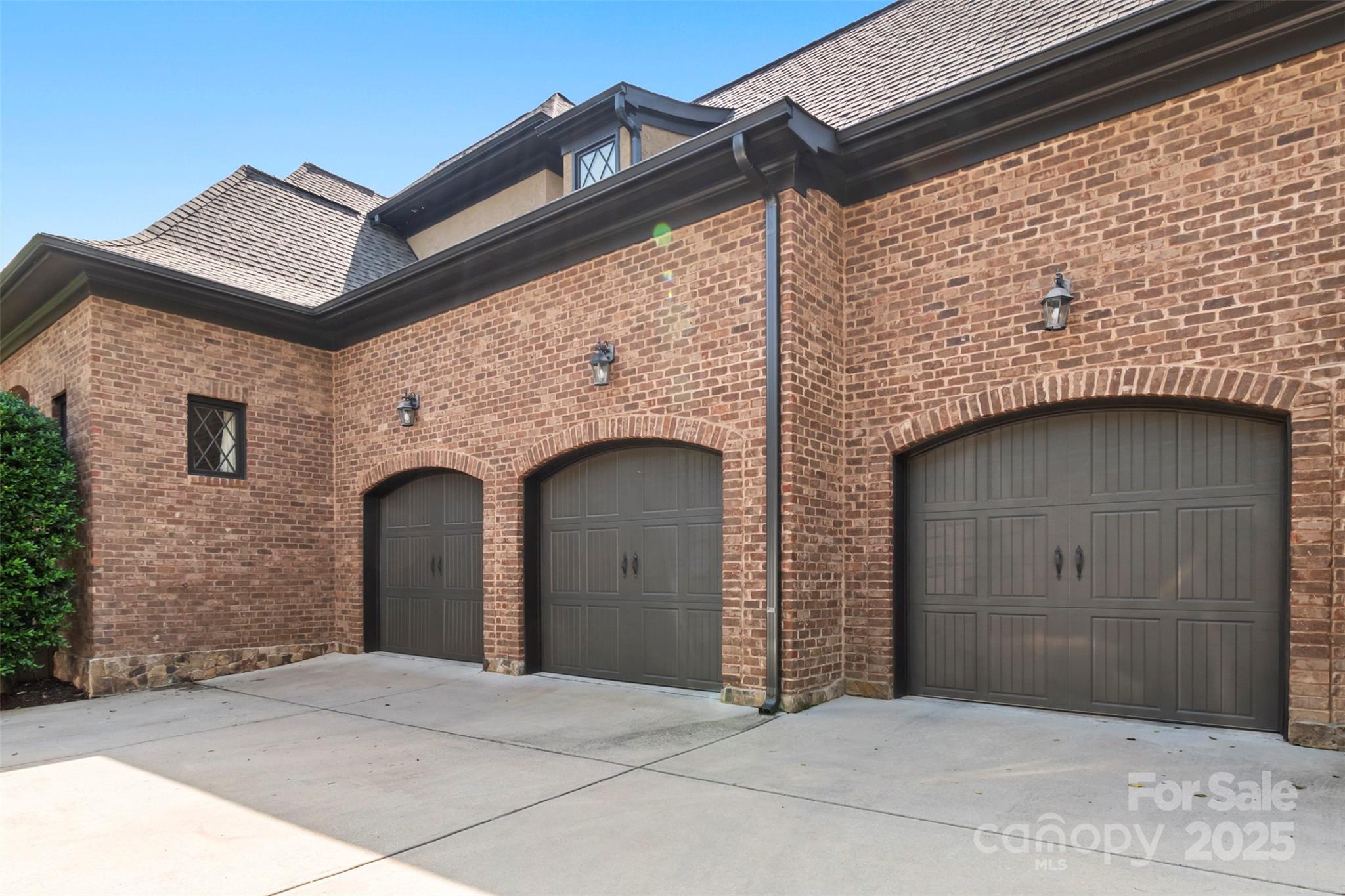 16824 Ashton Oaks Drive