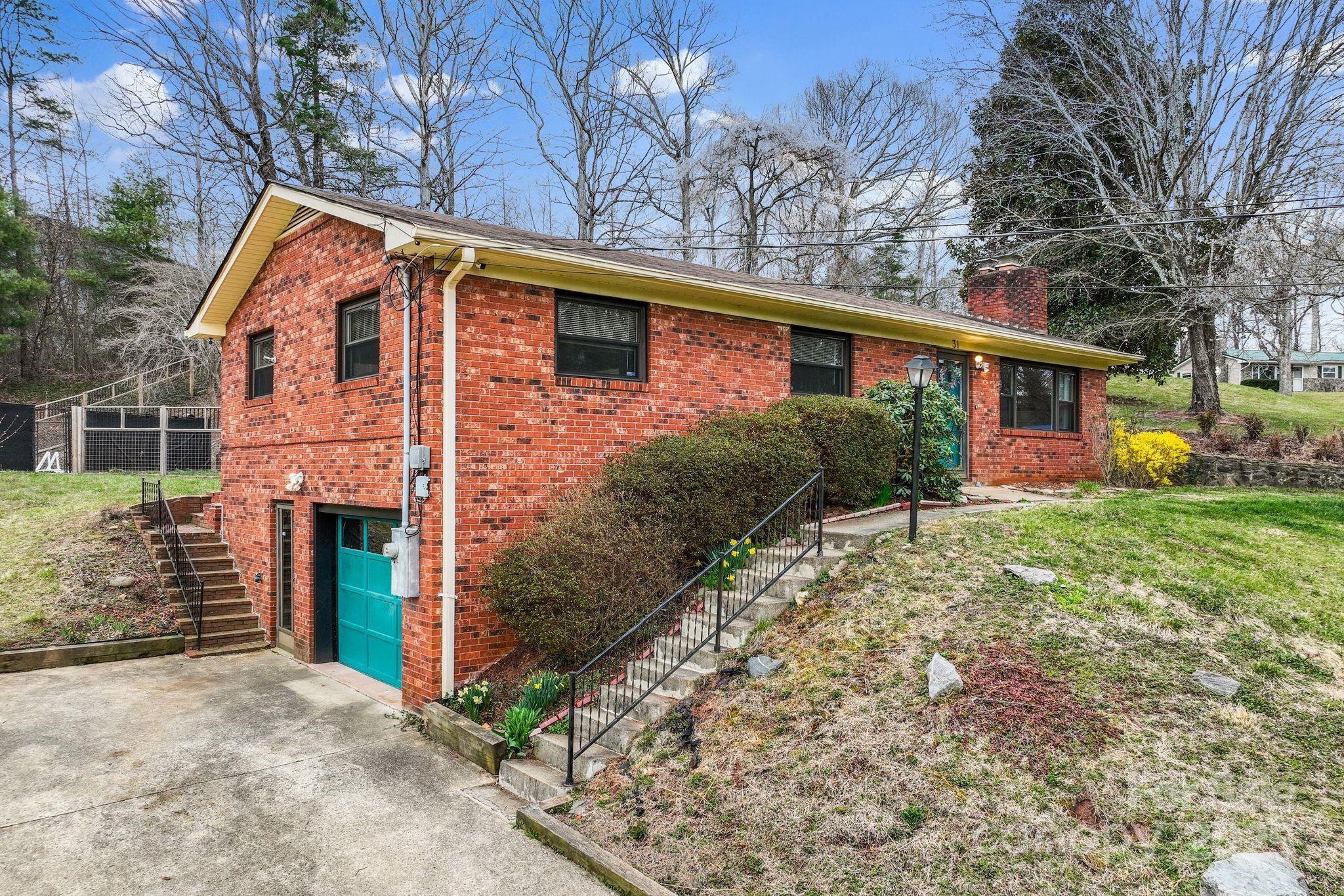 31 Vista Drive