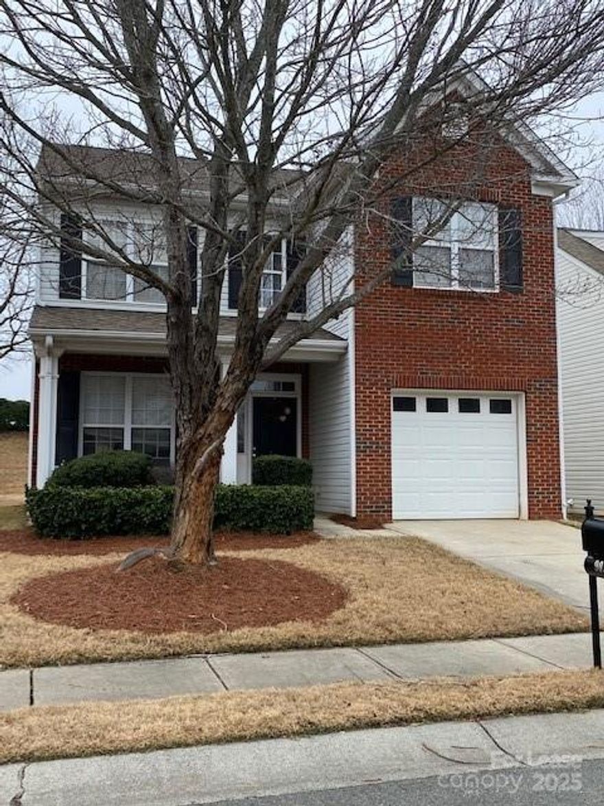 Application accepted - lease being circulated for signatures.
Owner is offering an April special! $50.00 off a month if a lease is signed & started by 5/1. Ardrey Kell area rental.     2 sty home with 3 bedrooms, 2.5 bathrooms.  Open floor plan features a 2 sty great room, kitchen and dining area.  Laminate flooring on main level.   Carpet on upper level.   1 car garage.   Convenient location close to Rea, Providence & Ardrey Kell roads, Ballantyne, Blakeney & Waverly.   Owner self manages.  1 year lease minimum, owner prefers 2.   First month rent & security deposit due by commencement of the lease period.   Owner requires all applicants over 18 complete an application - 41.00 per application.  No smoking, small pets considered at owner discretion with a non refundable pet deposit.  Rental insurance also required. Photos taken prior to the last tenant.