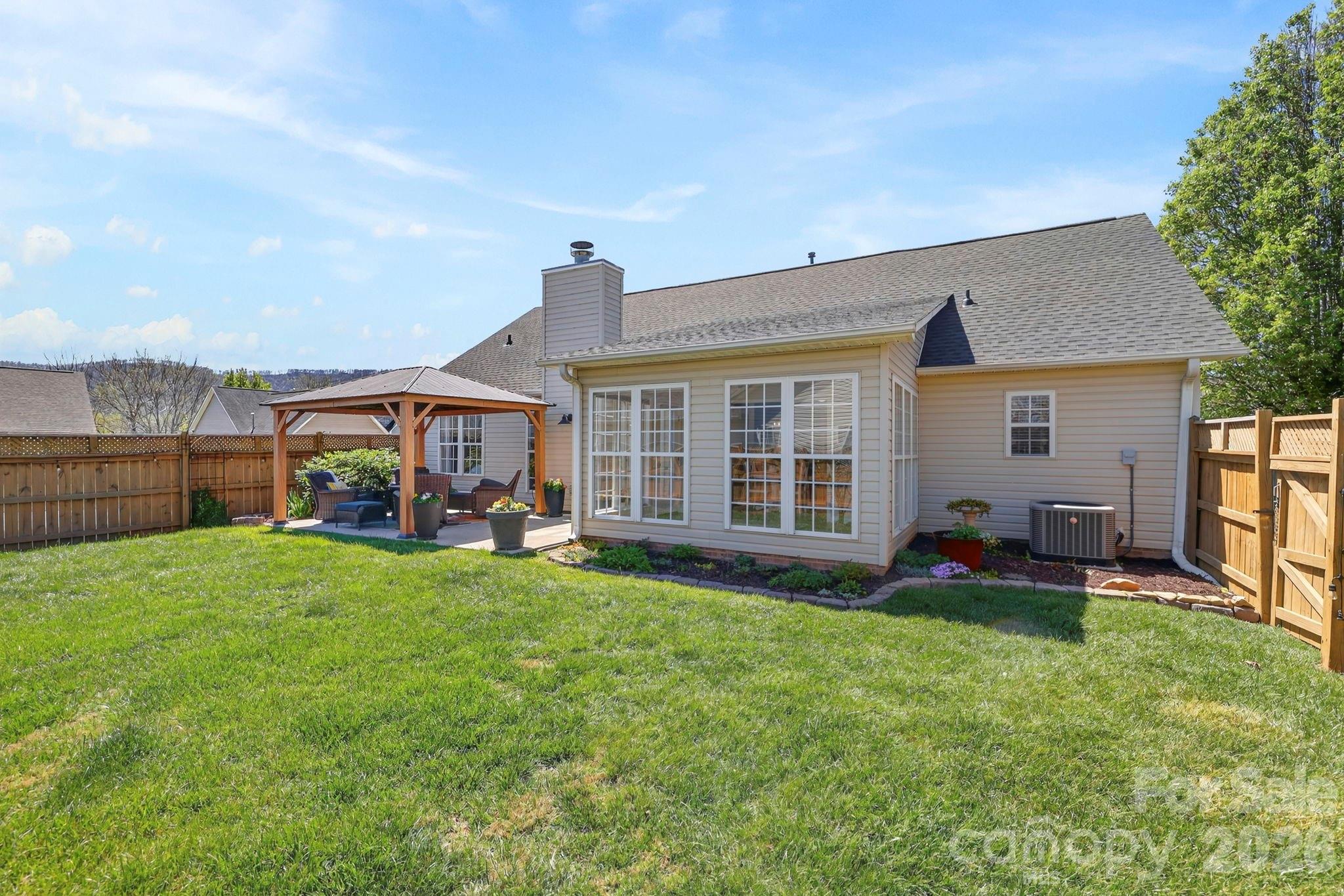 25 Livingston Farm Road