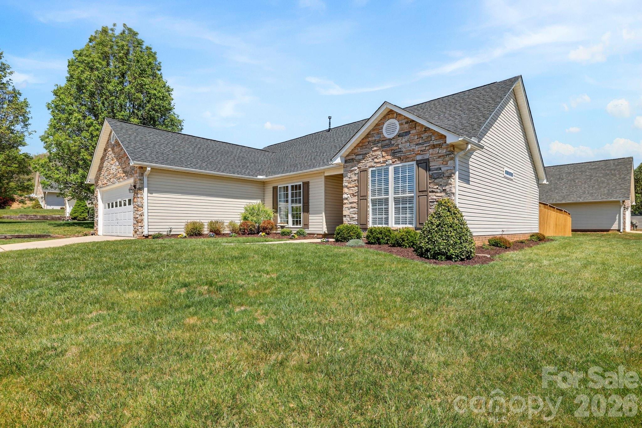 25 Livingston Farm Road