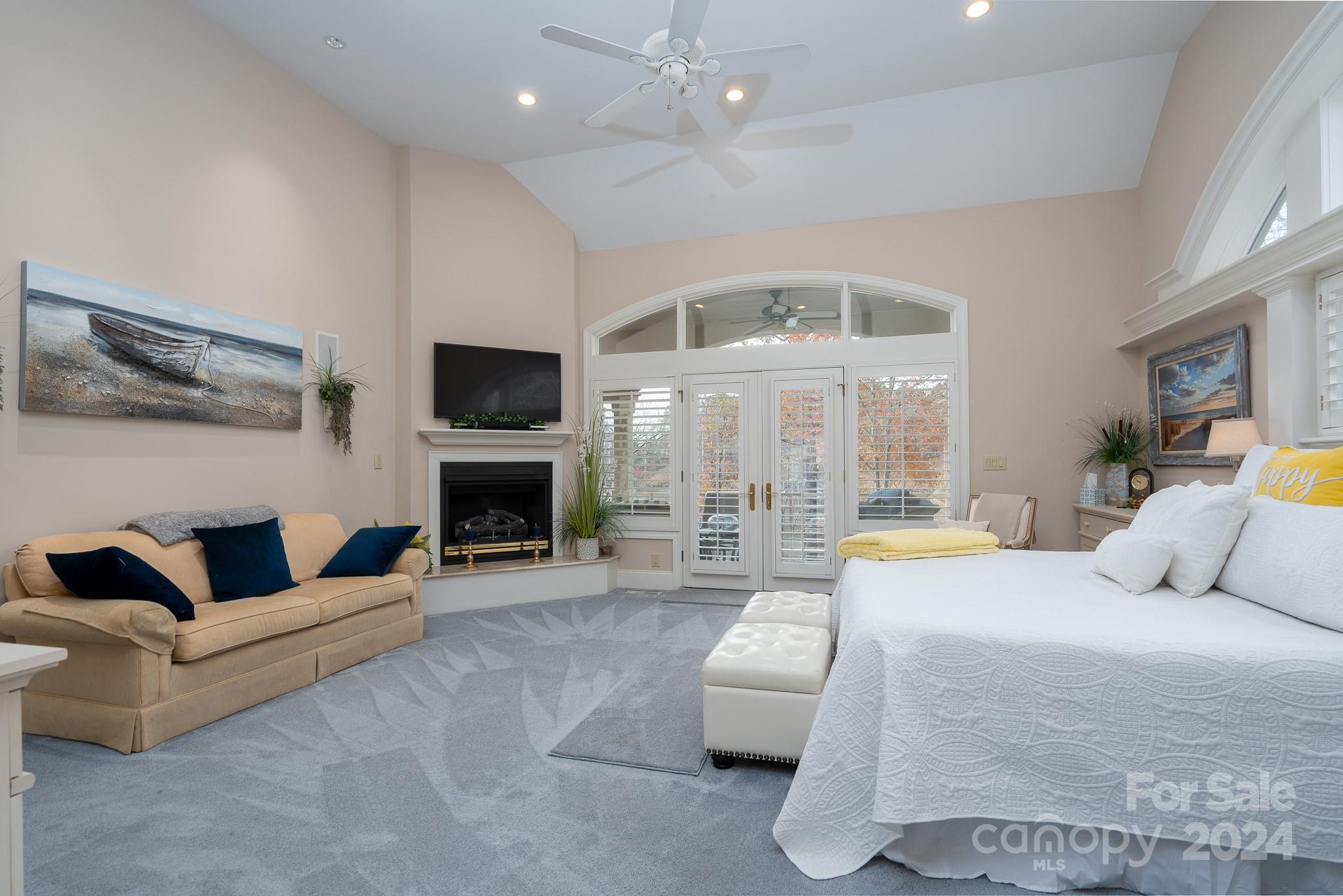 Uwharrie Point - Residential