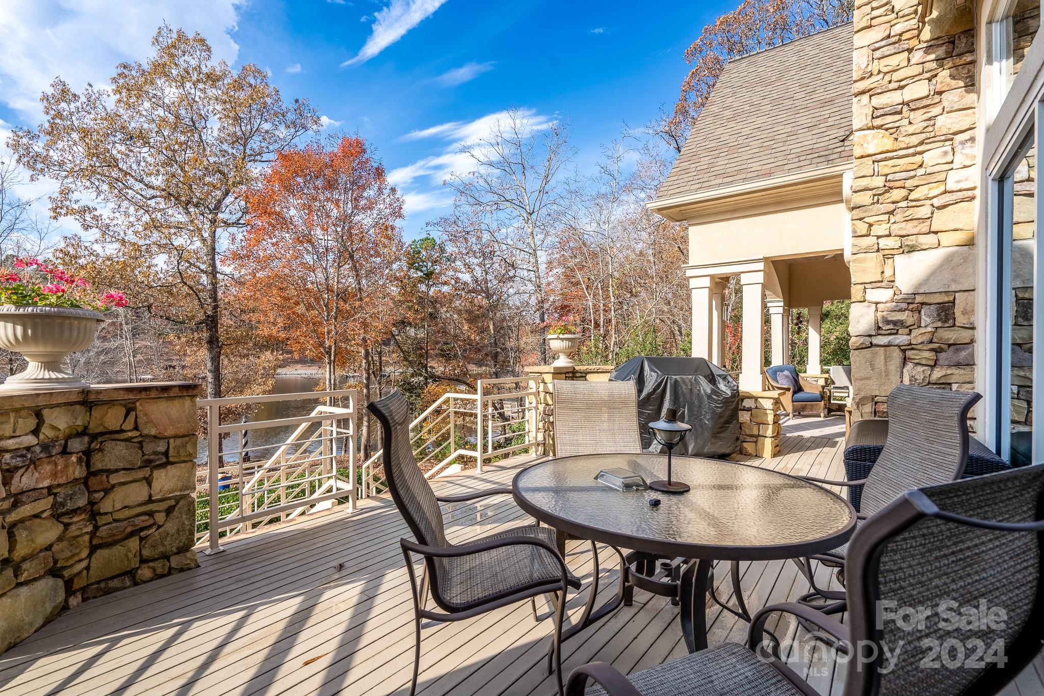 Uwharrie Point - Residential