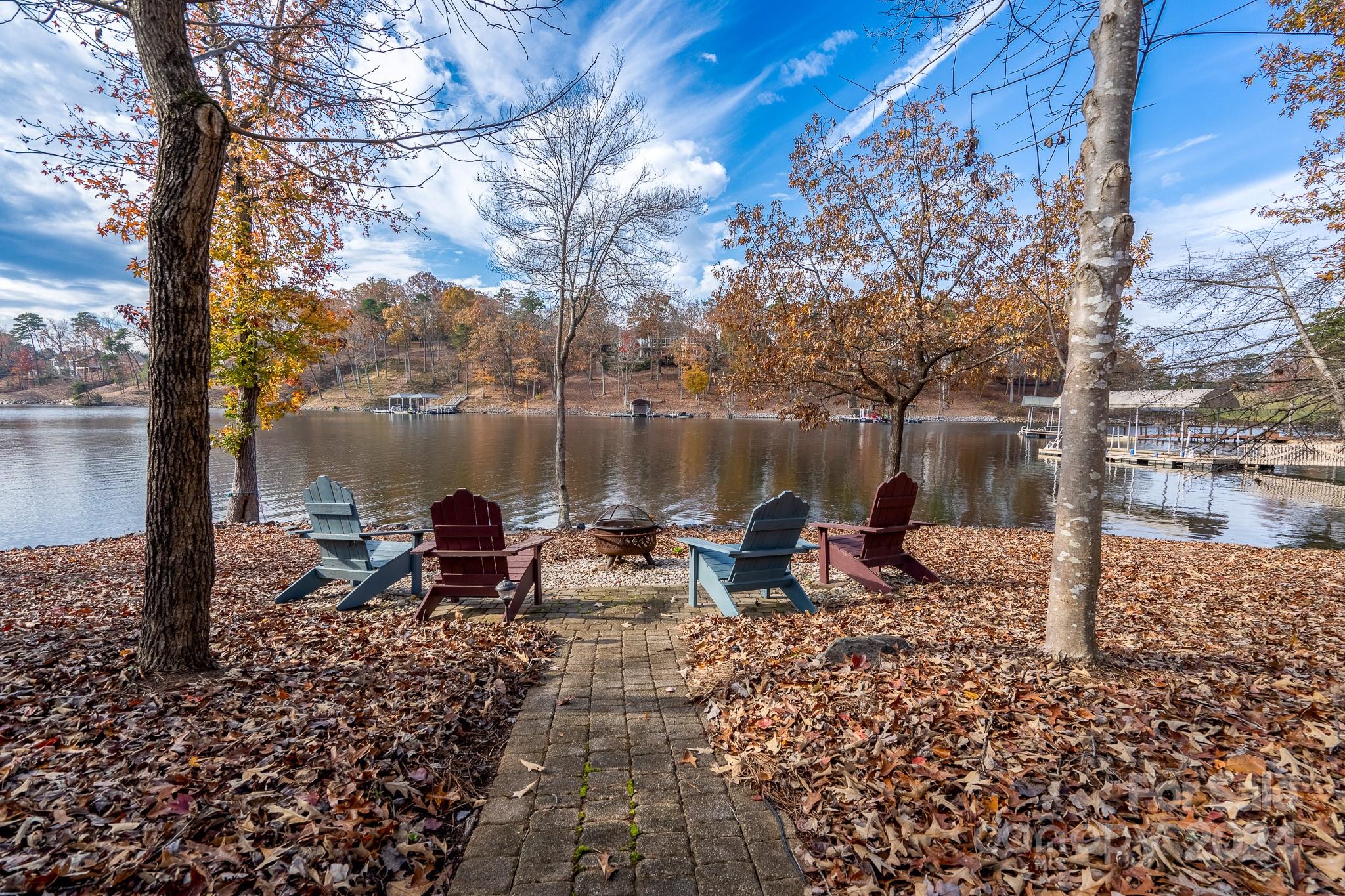 Uwharrie Point - Residential