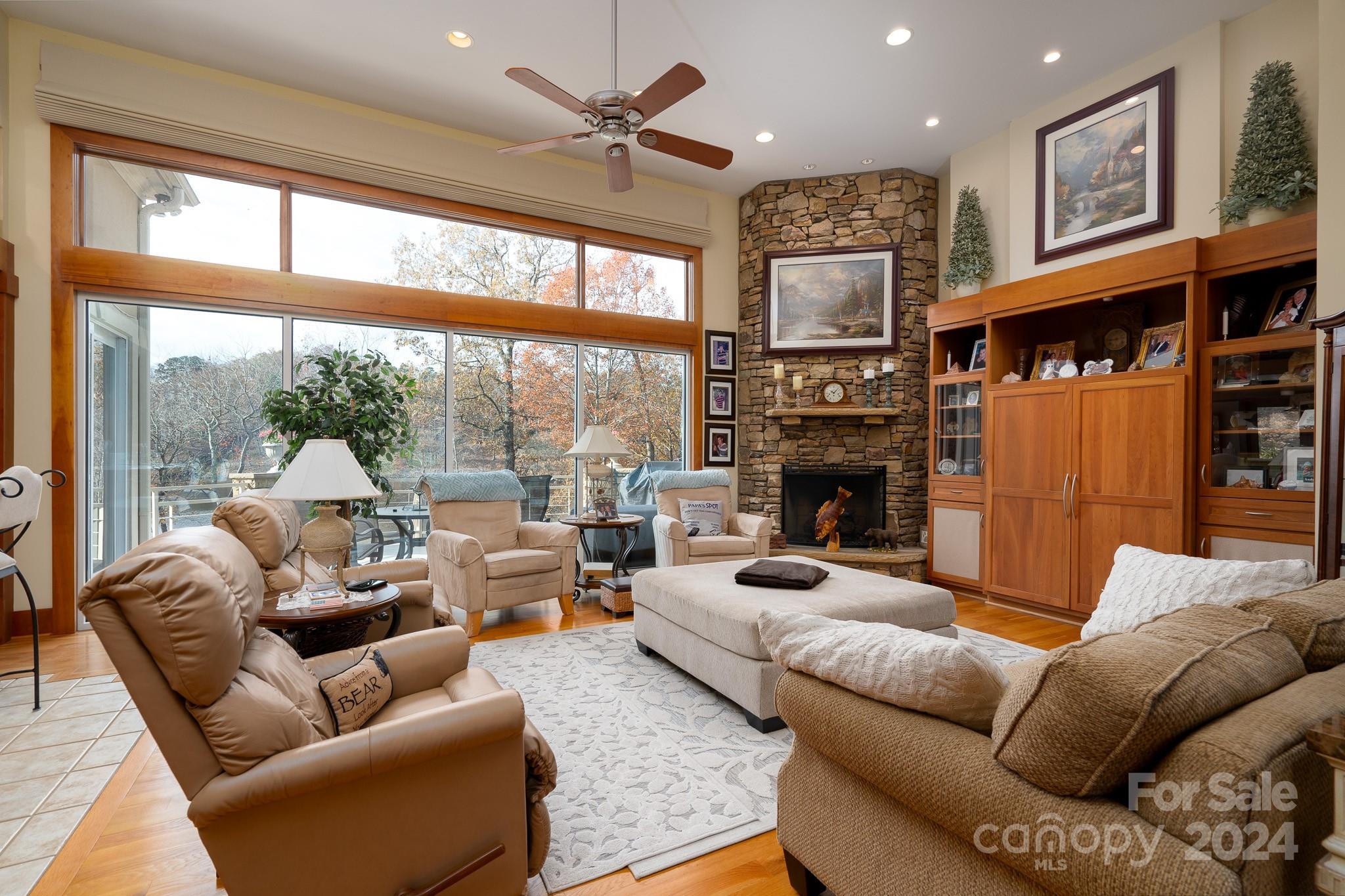 Uwharrie Point - Residential