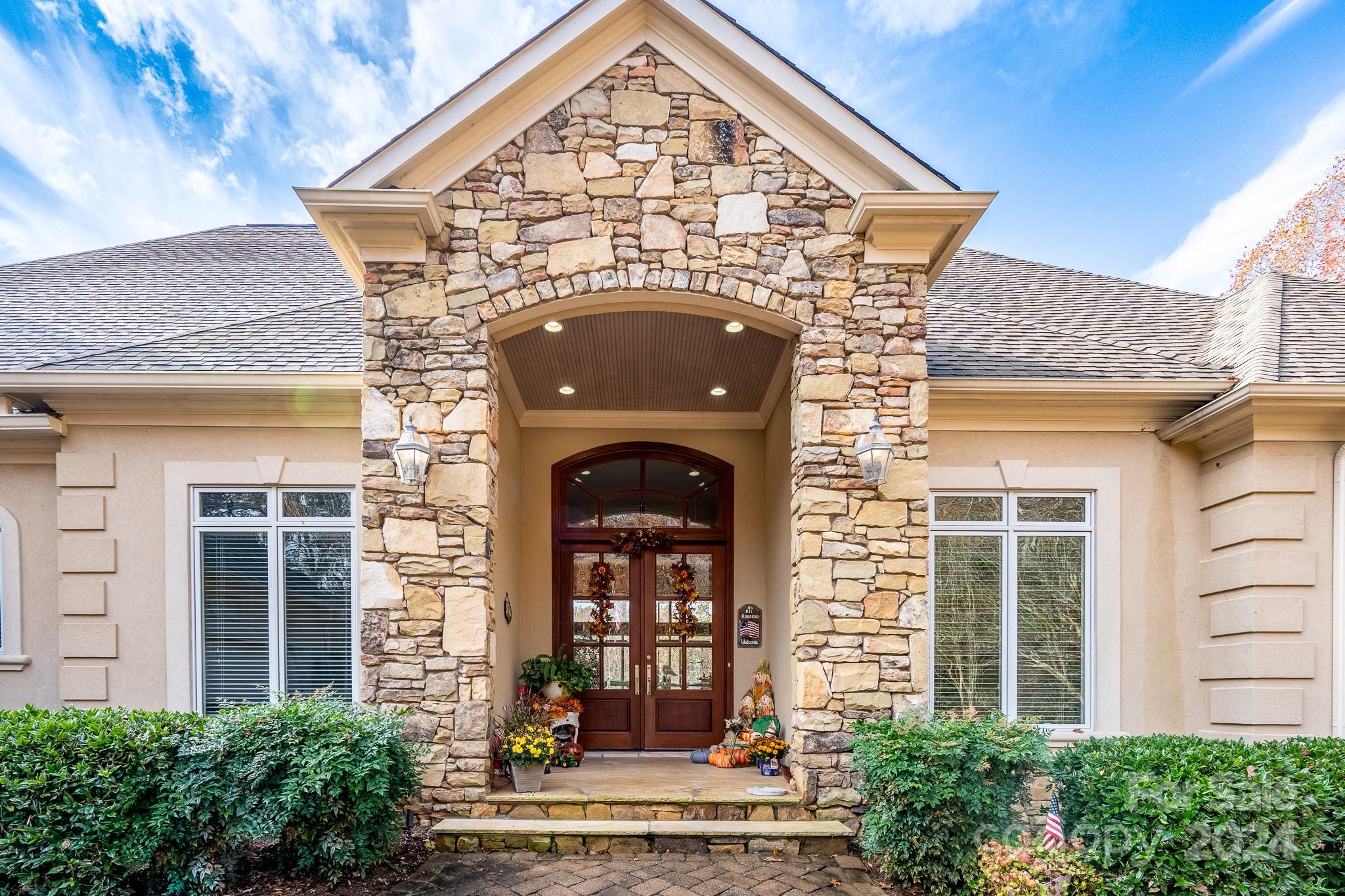 Uwharrie Point - Residential