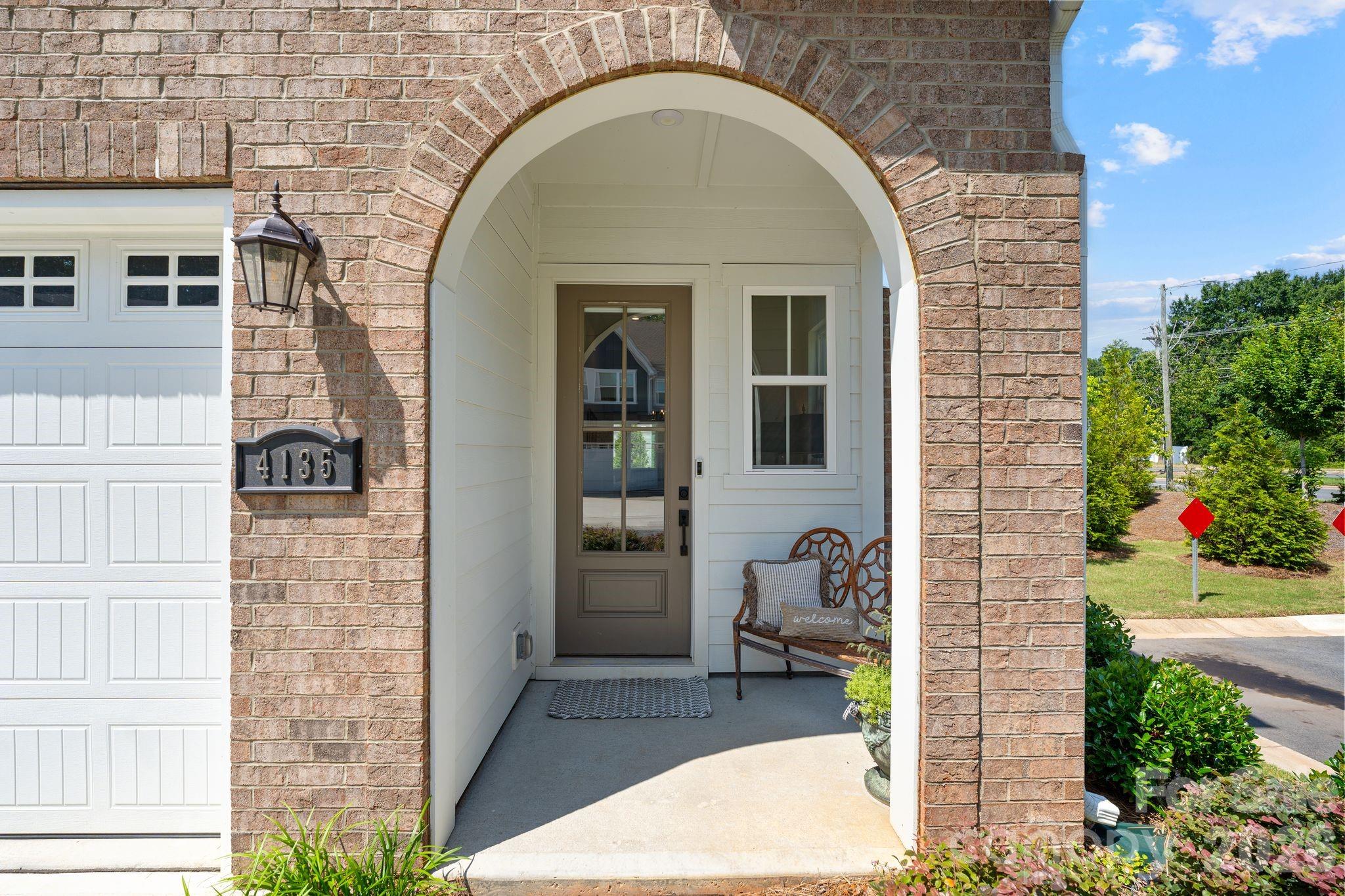 4135 Merkland Lane