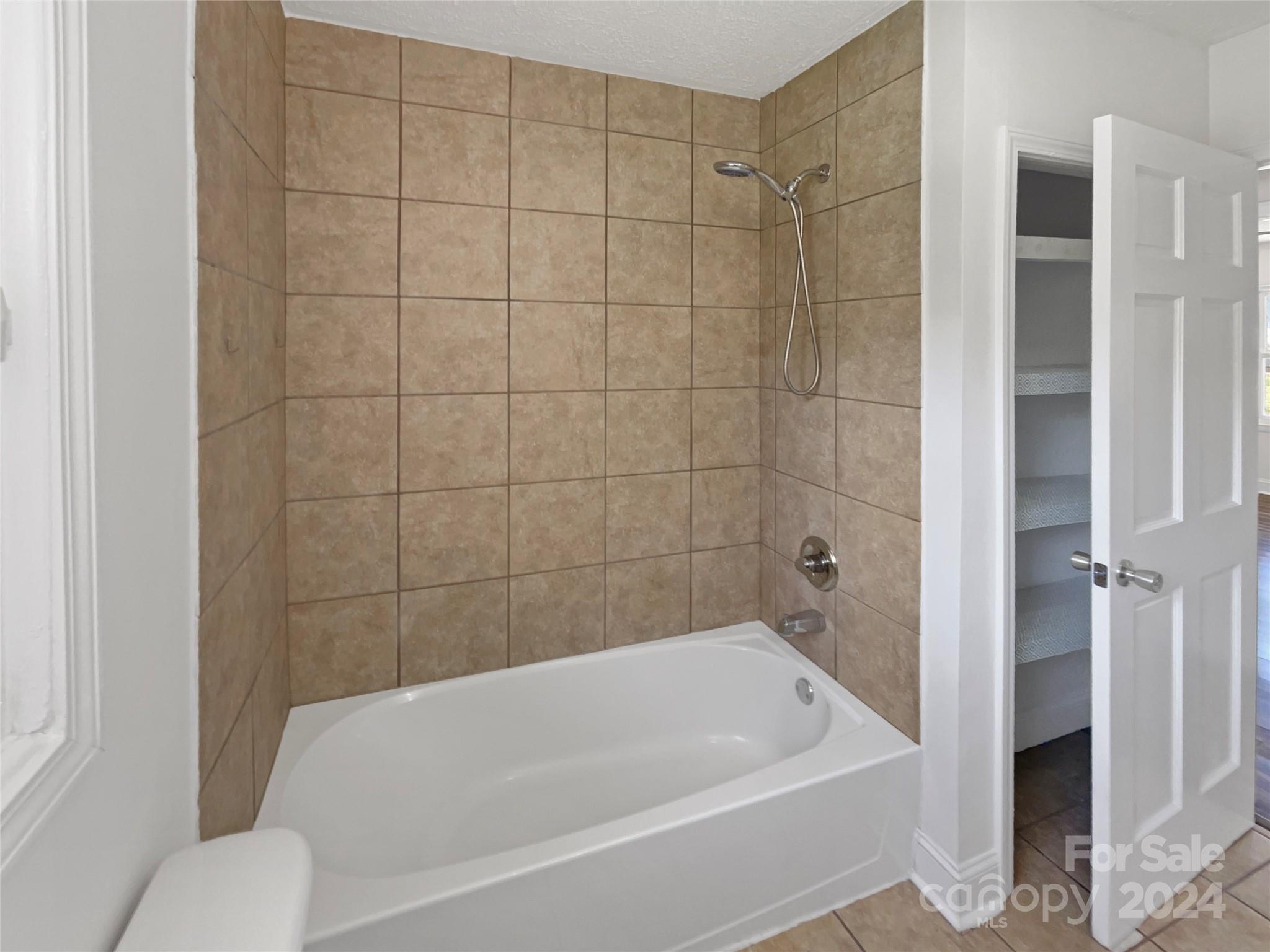 Sunset Park - Residential