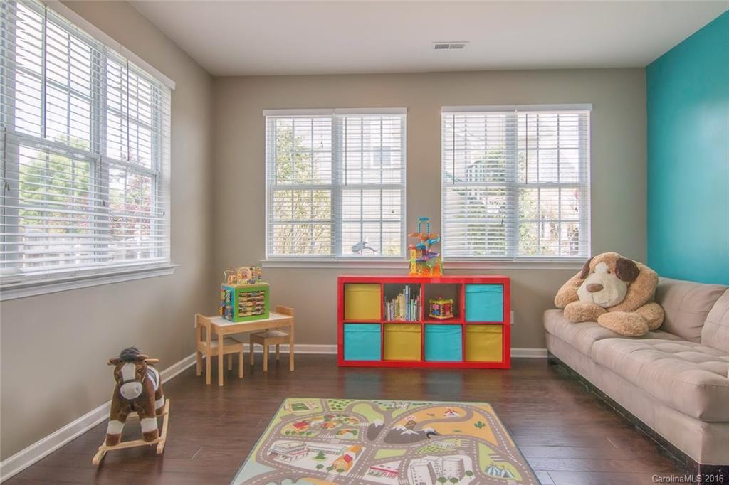 New Towne Village - Residential