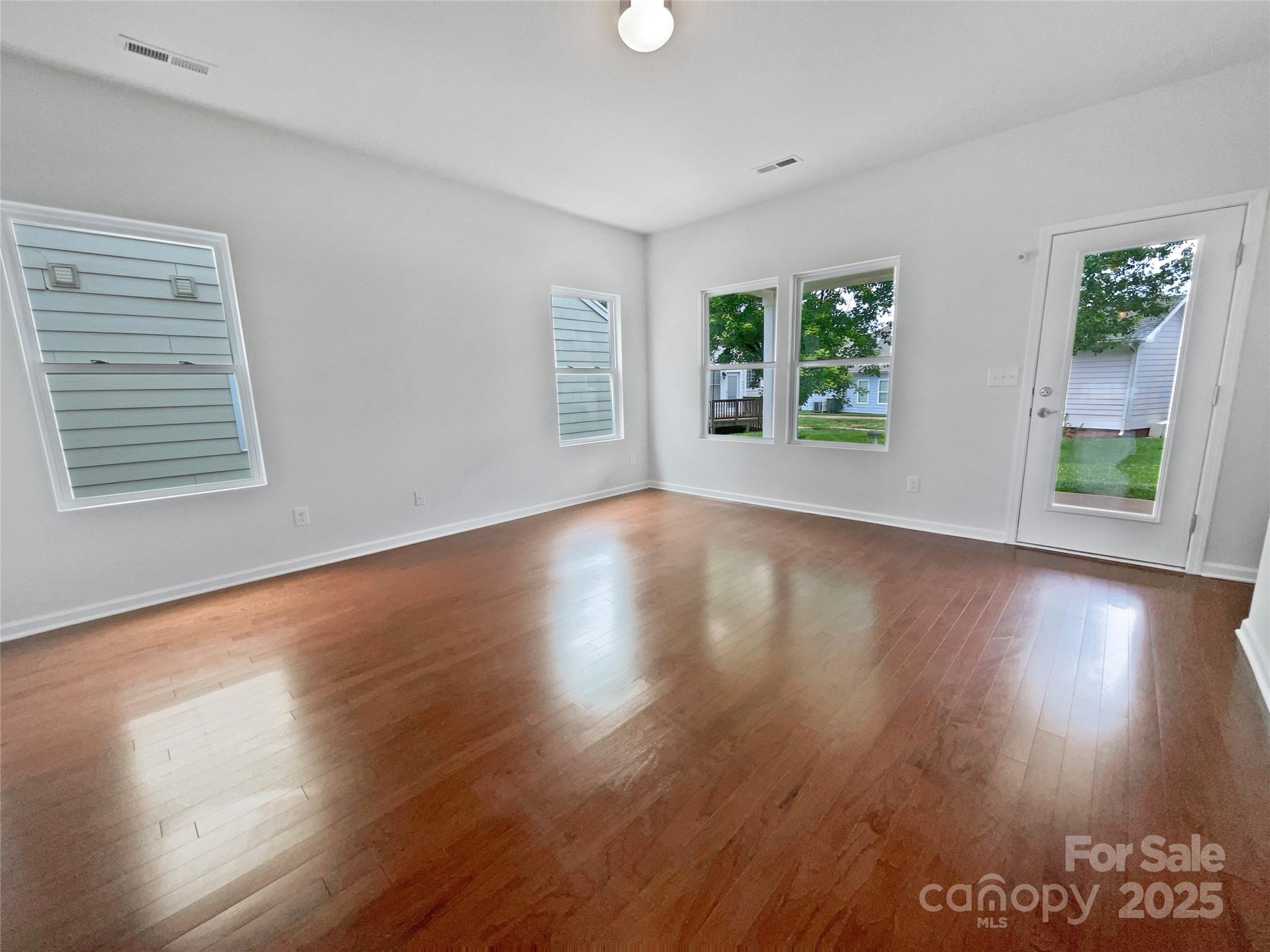 27415 Cinderella Circle