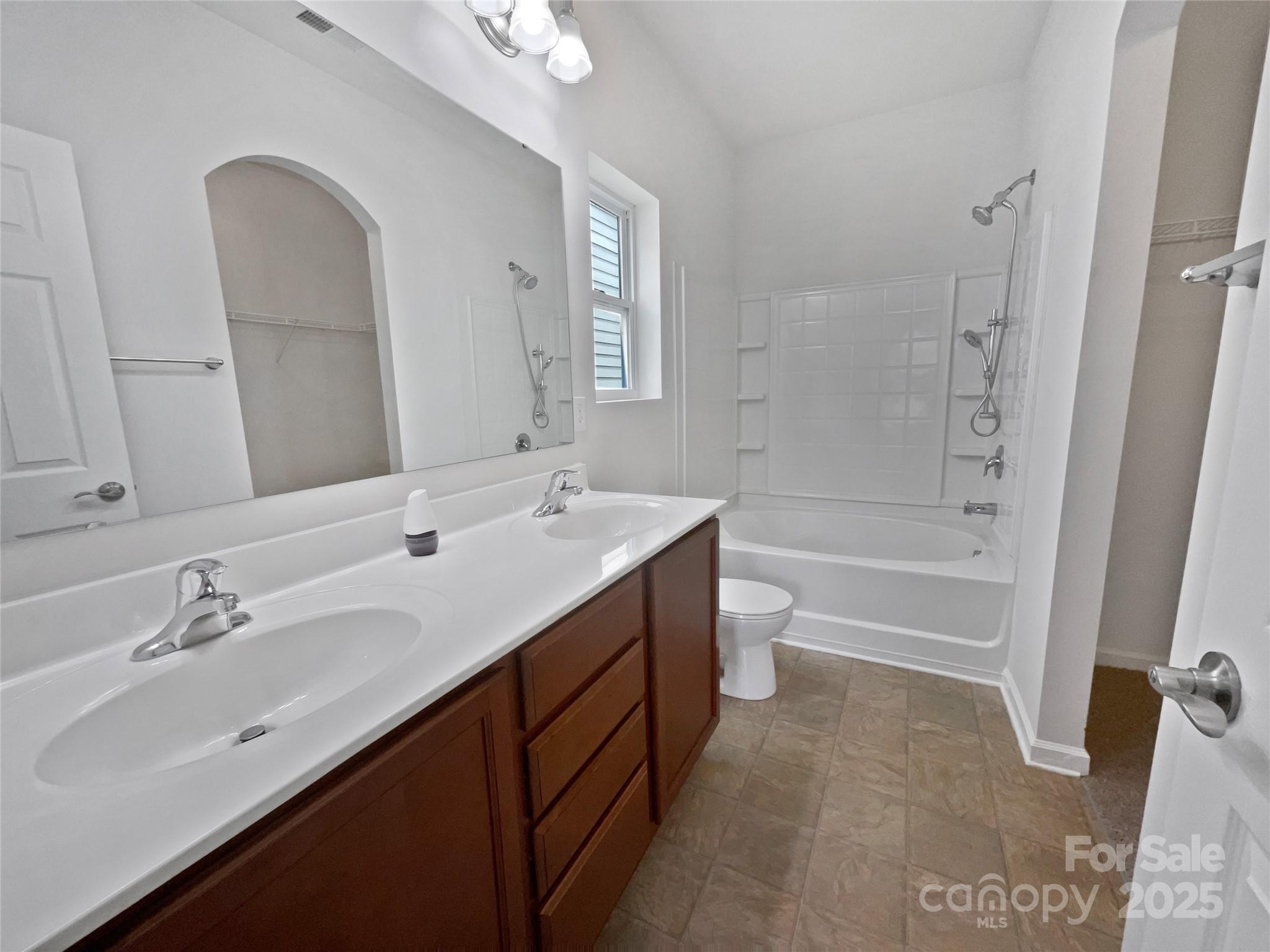 Edgewater - Residential