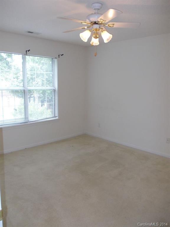 Wiltshire Manor - Residential Lease