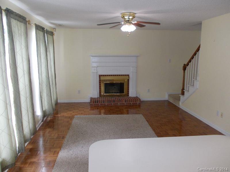 Wiltshire Manor - Residential Lease