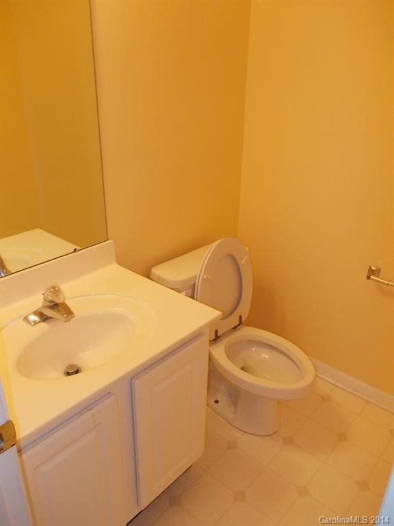 Wiltshire Manor - Residential Lease