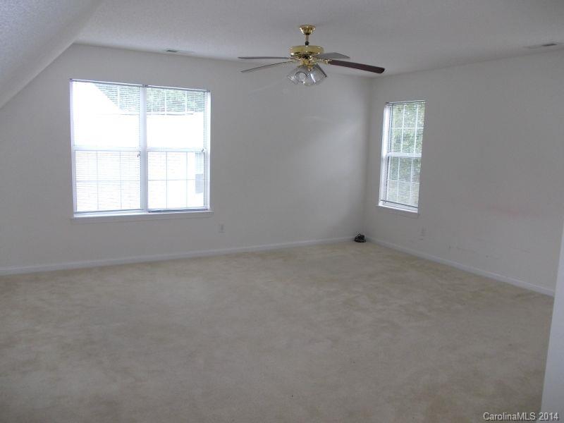 Wiltshire Manor - Residential Lease