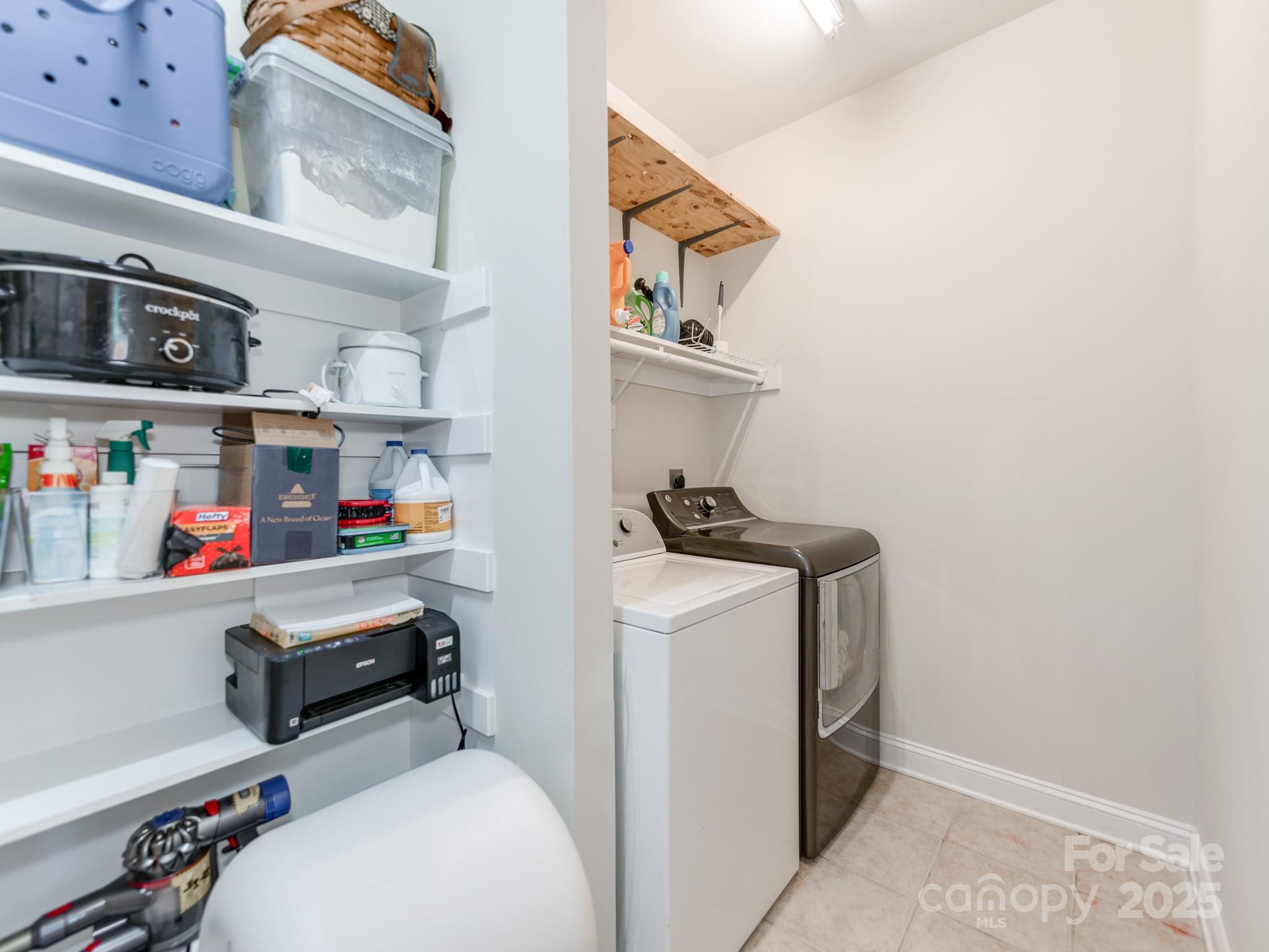 Vanderburg Estates - Residential