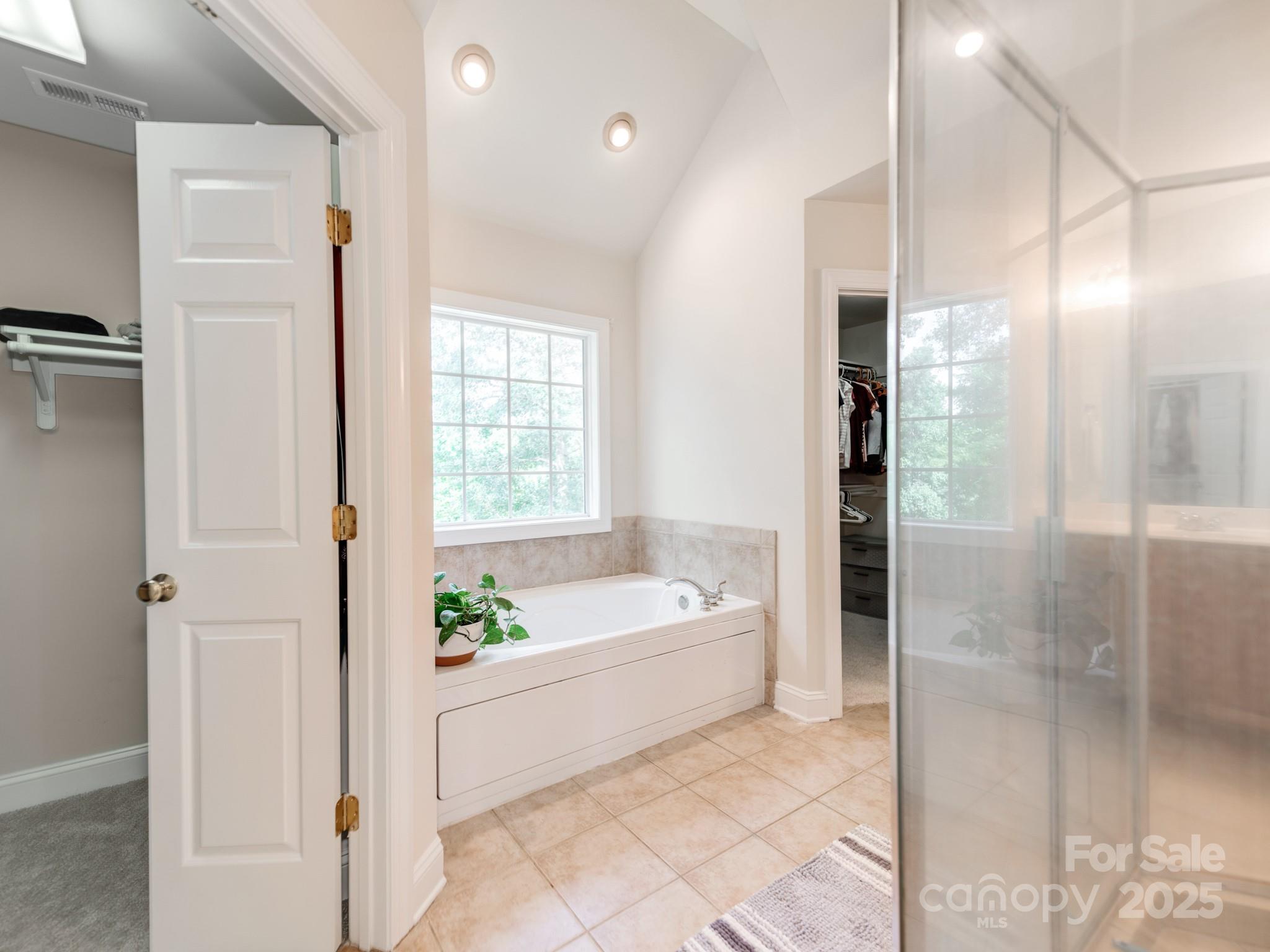 Vanderburg Estates - Residential