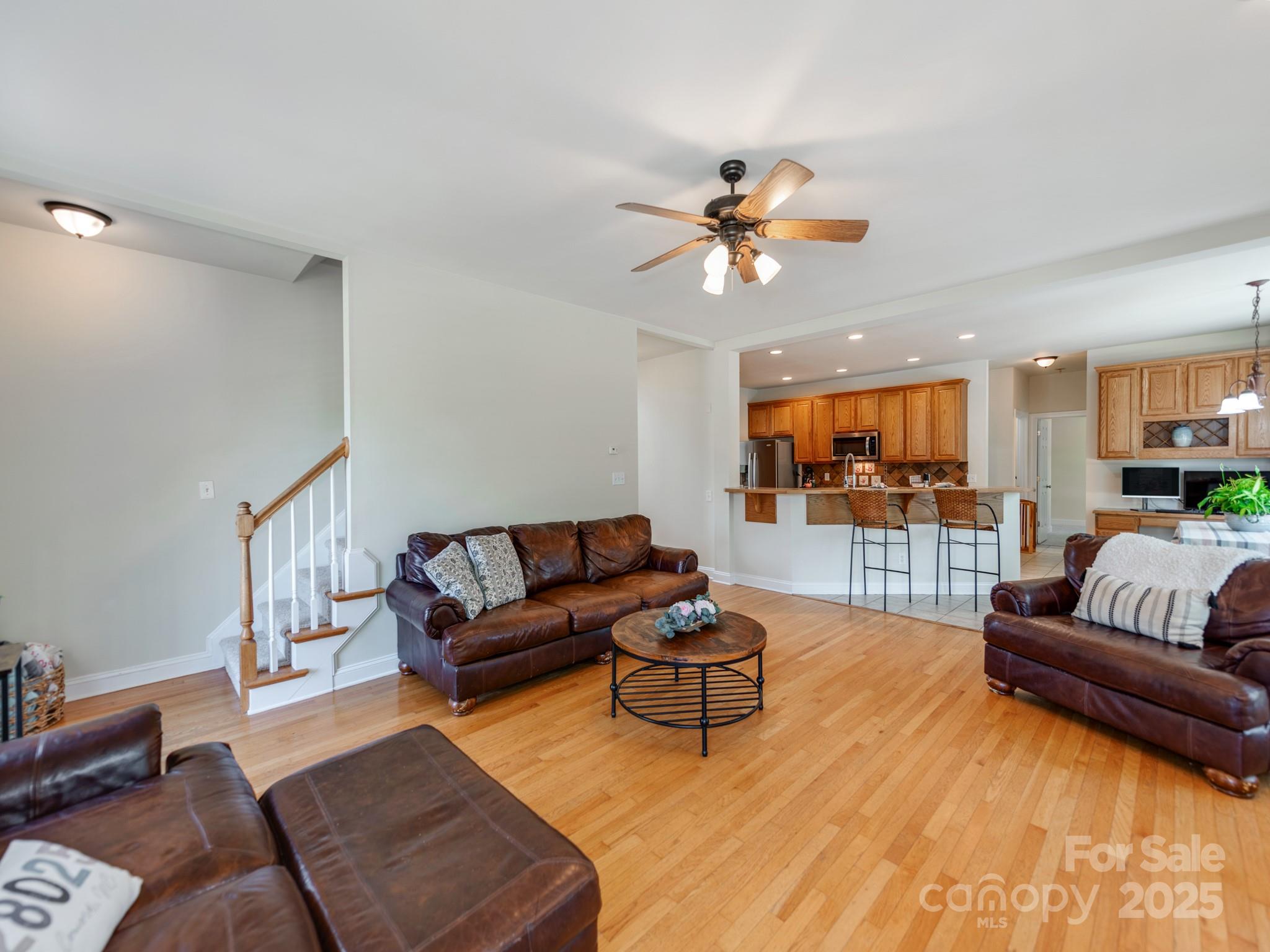 Vanderburg Estates - Residential