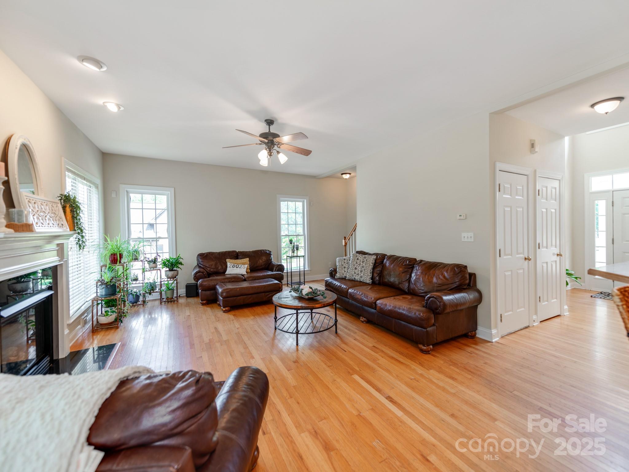 Vanderburg Estates - Residential