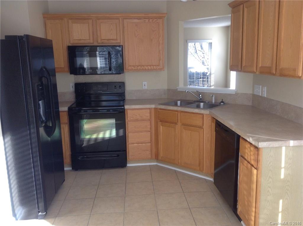 Ridge Crossing - Residential Lease
