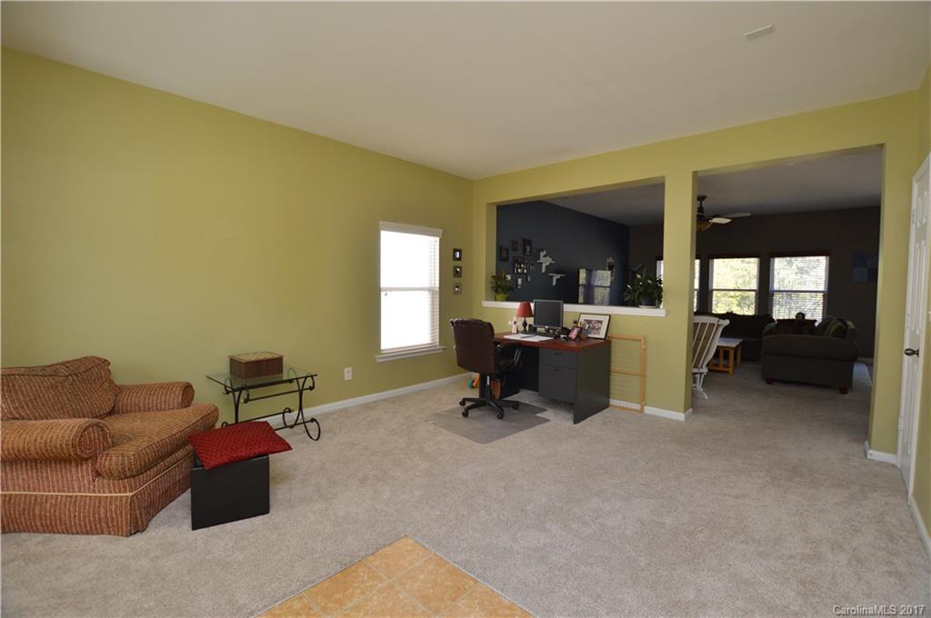 Hamilton Lakes - Residential