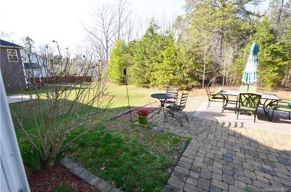 Hamilton Lakes - Residential