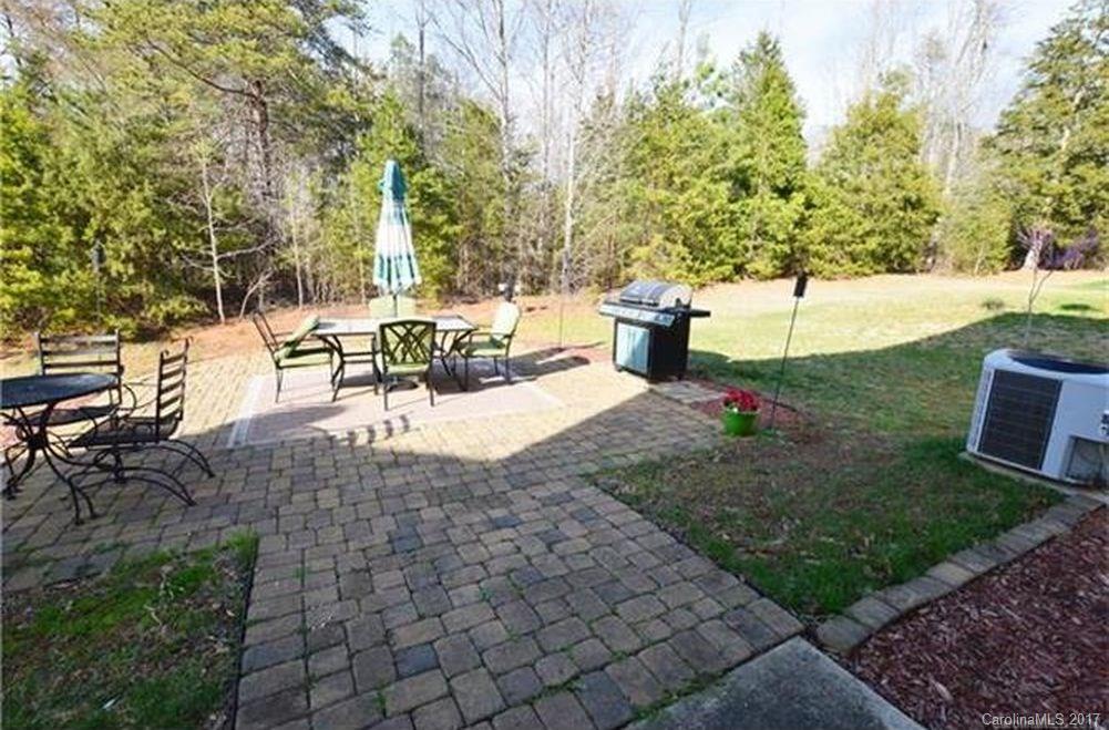 Hamilton Lakes - Residential