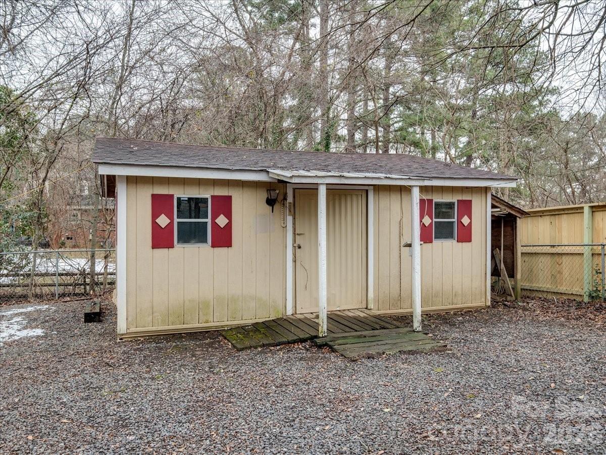 Falconbridge - Residential