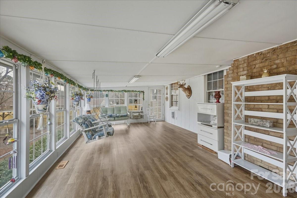 Falconbridge - Residential