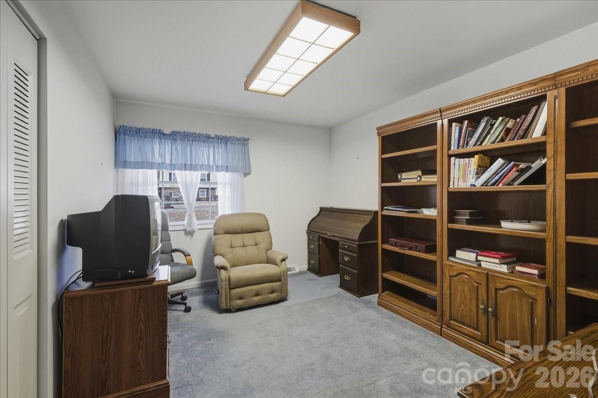 Falconbridge - Residential