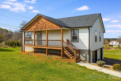 Photo for 1021 Alexander Road
