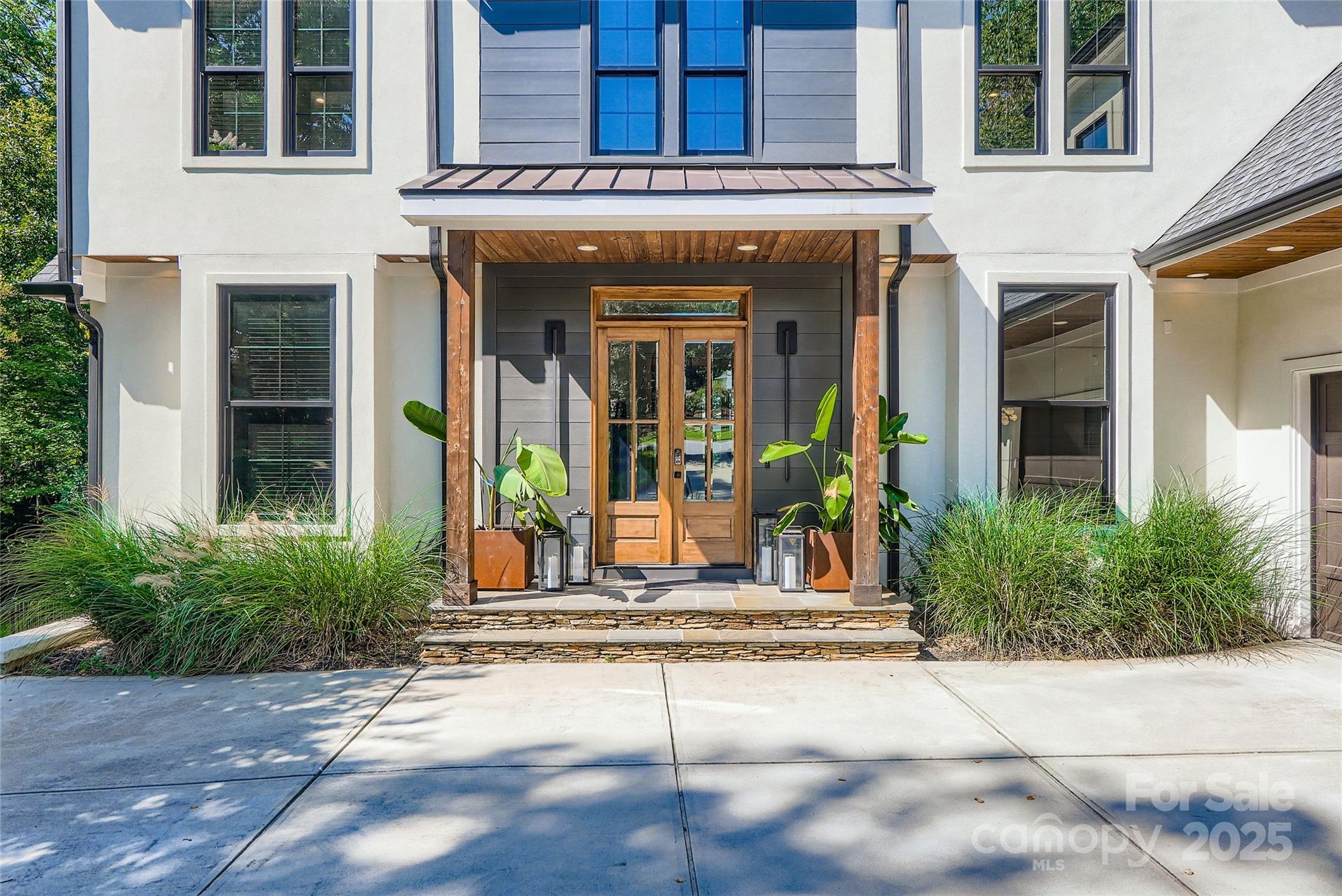 3933 Ayrshire Place