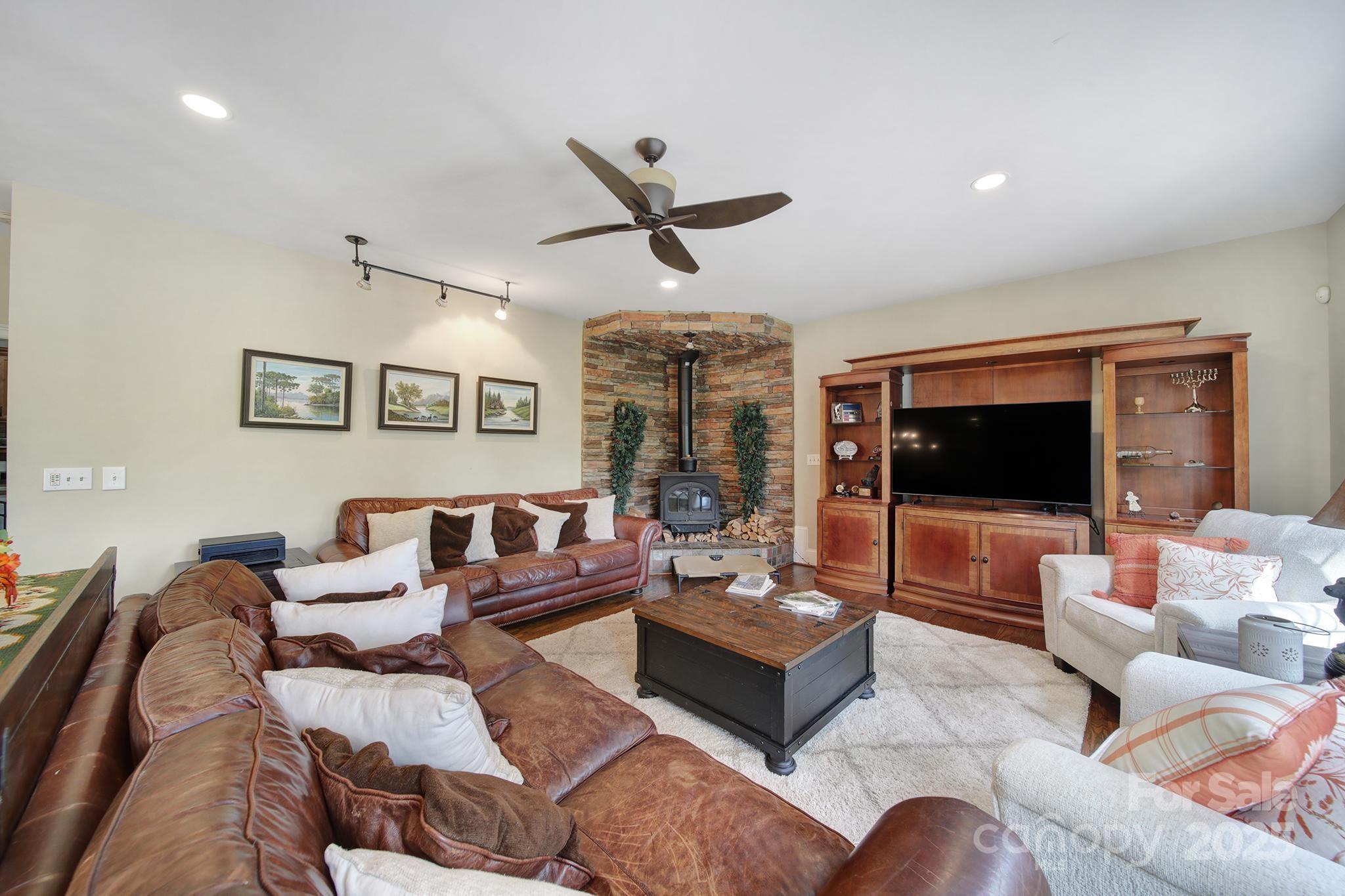 Stanton Heights - Residential