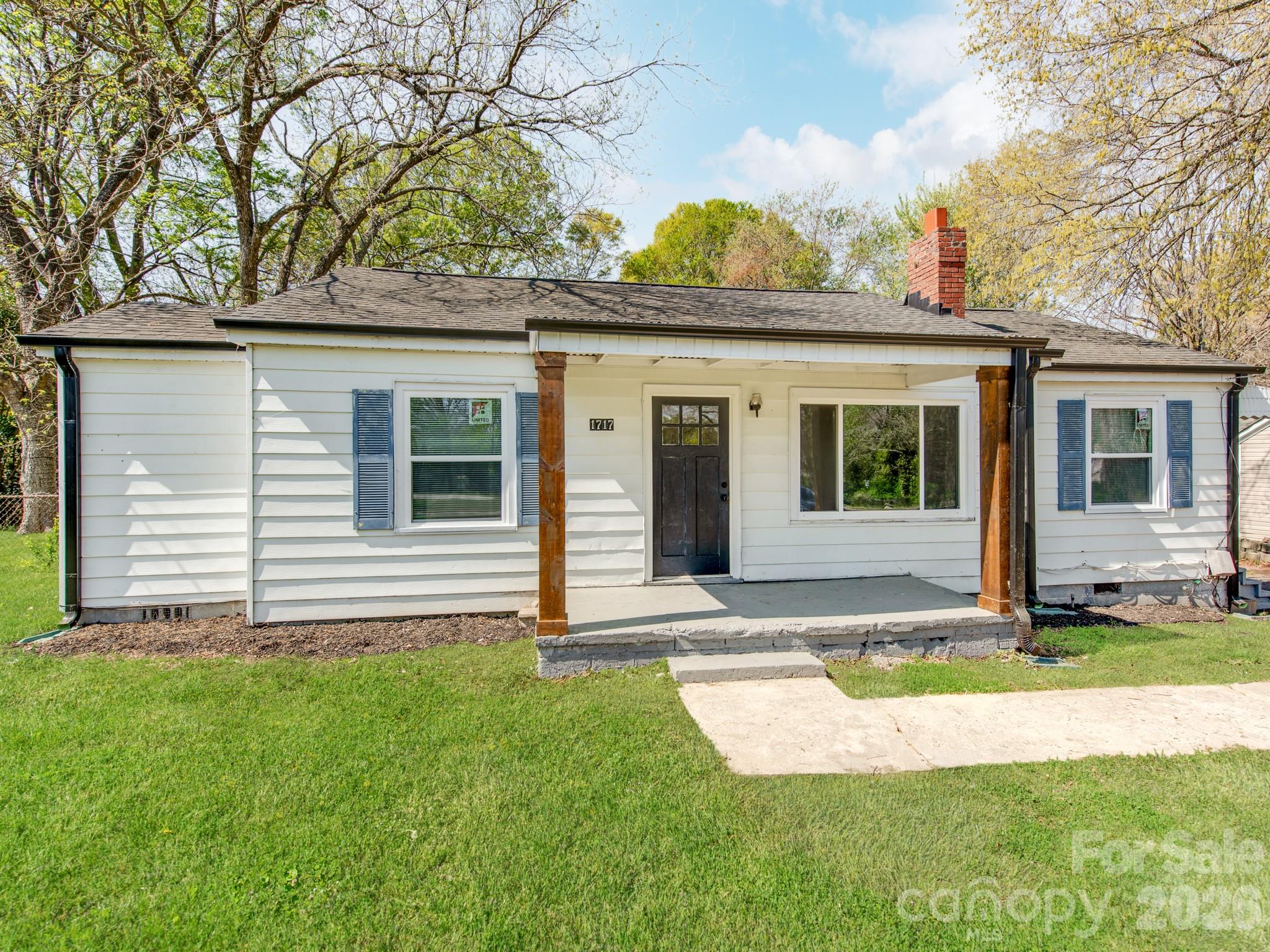 1717 W Davidson Avenue