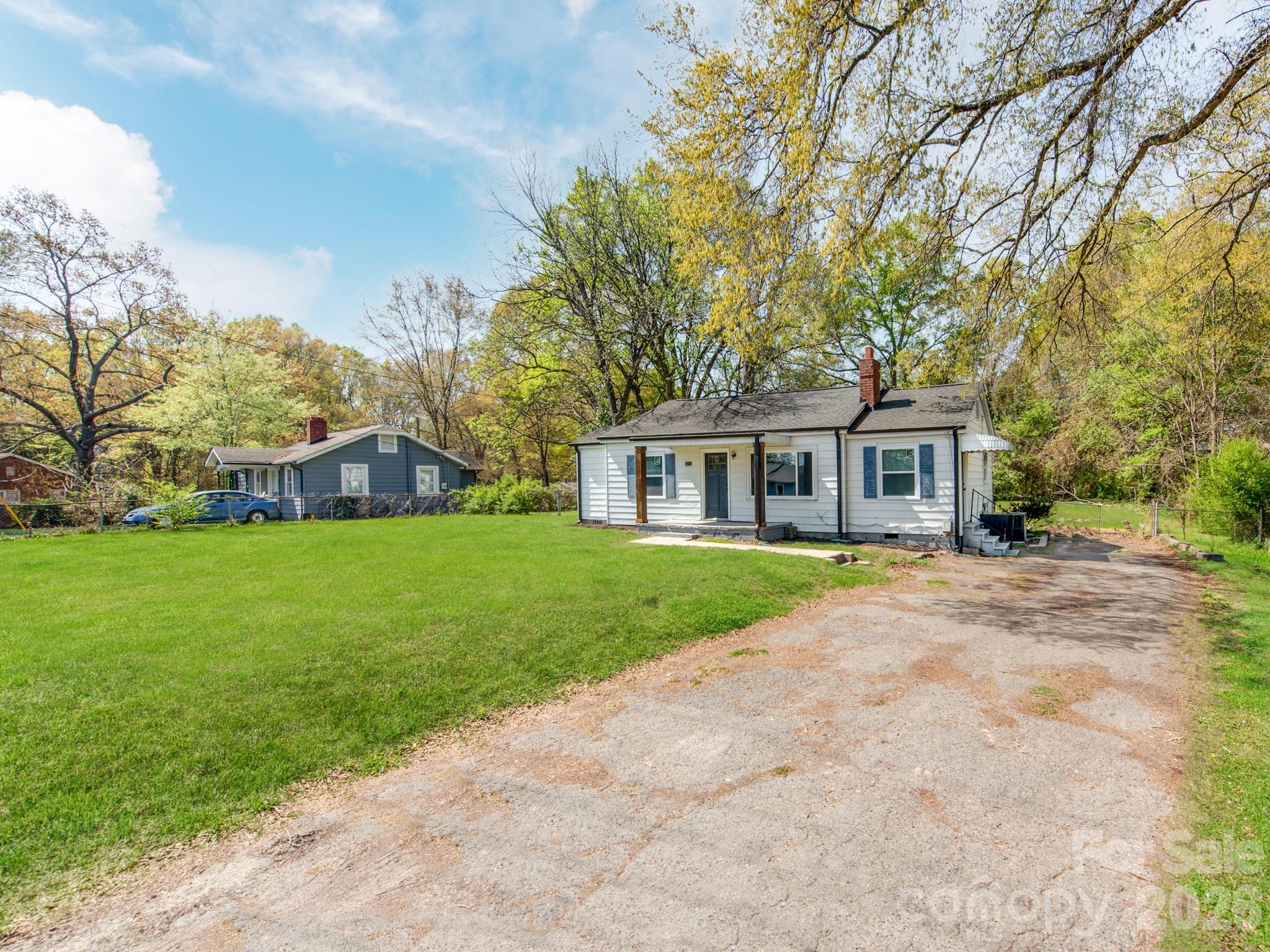 1717 W Davidson Avenue