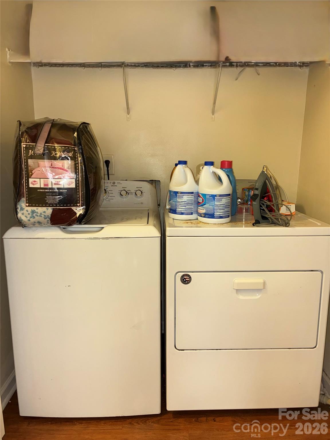 930 Wainwright Avenue