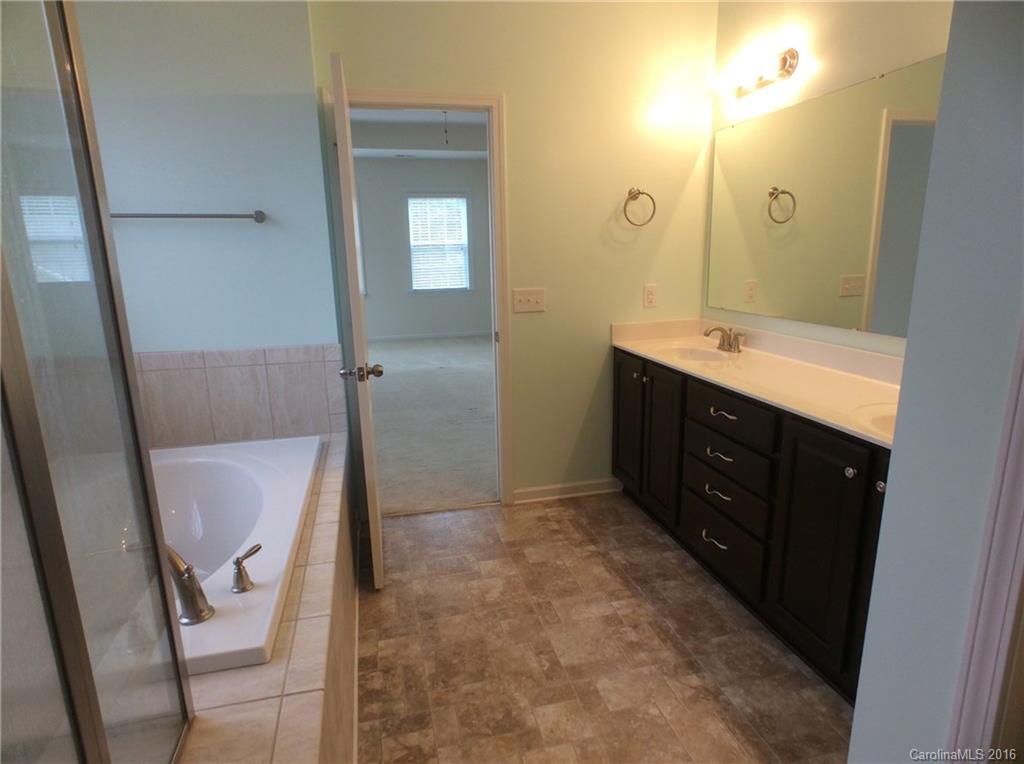 Creekshire Estates - Residential Lease