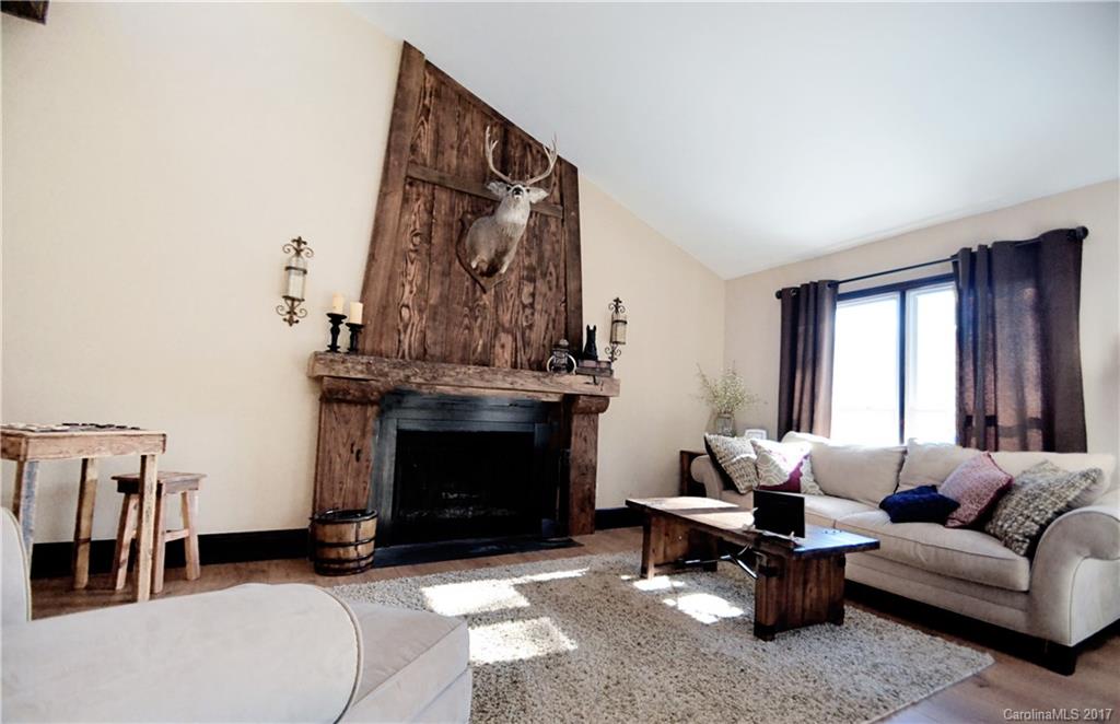 Tega Cay - Residential